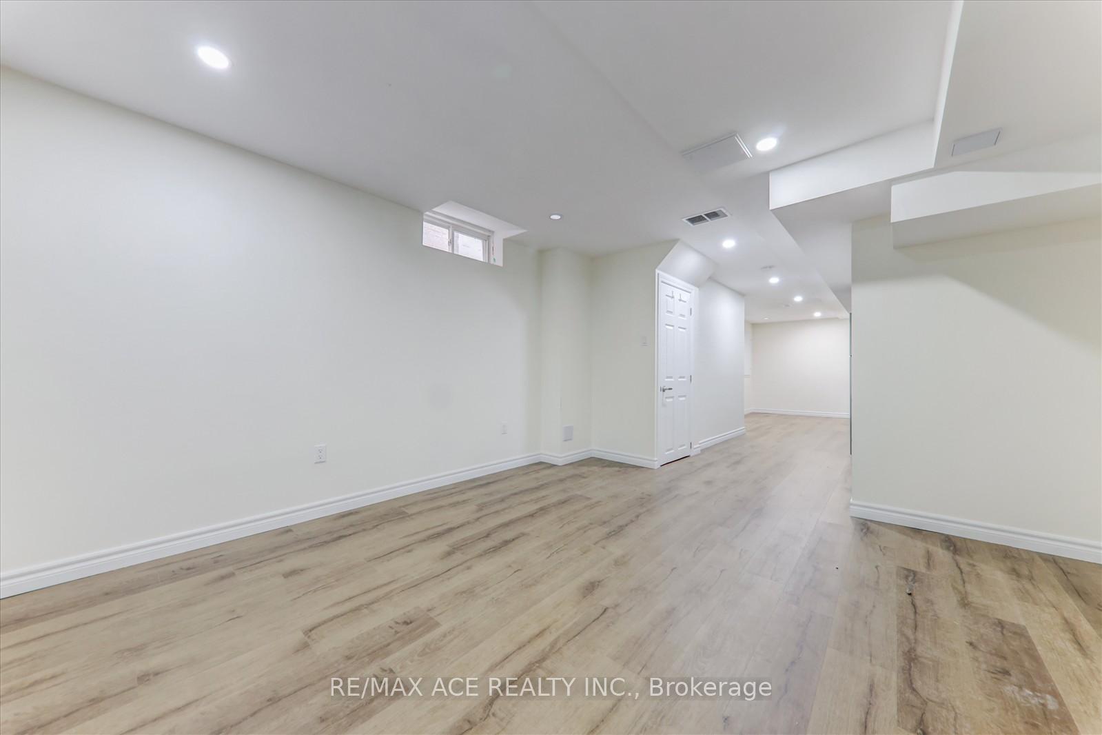 Photo 26 of 1566 Dusty Drive, Pickering, Duffin Heights — HOMEH
