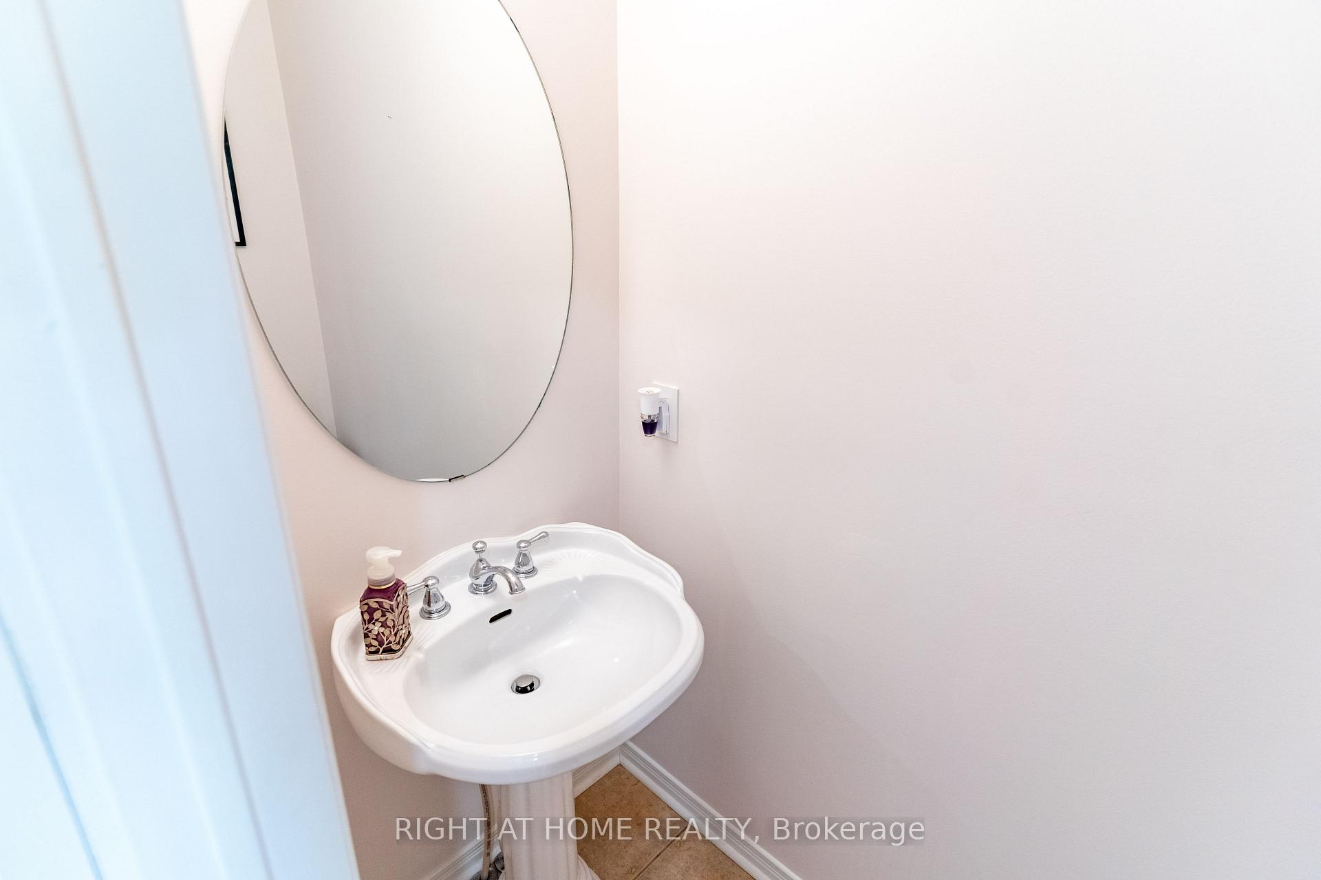 Photo 28 of 150 Argent Street, Clarington, Bowmanville — HOMEH