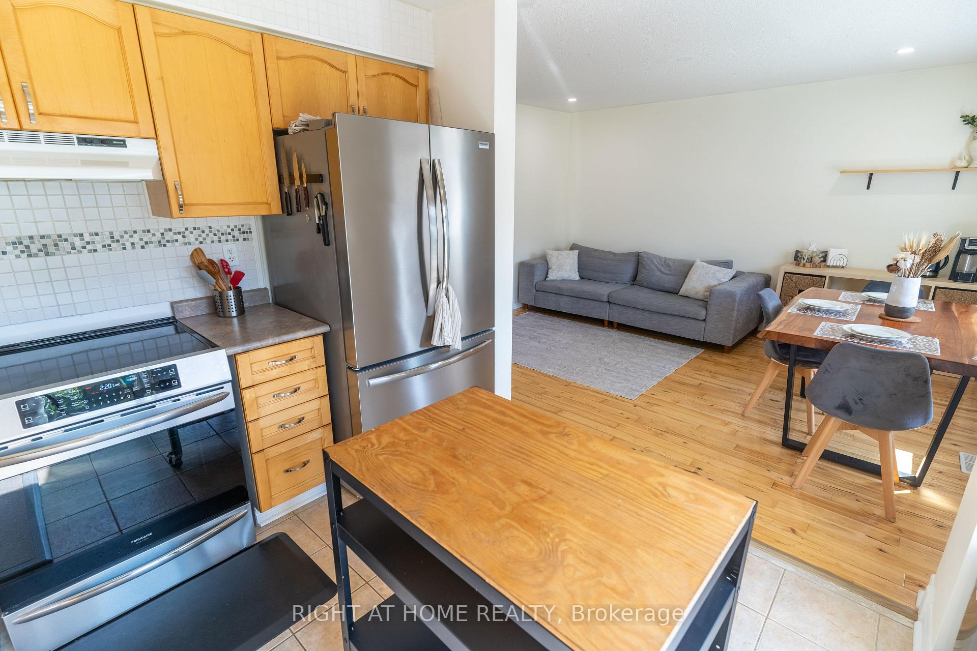 Photo 13 of 150 Argent Street, Clarington, Bowmanville — HOMEH