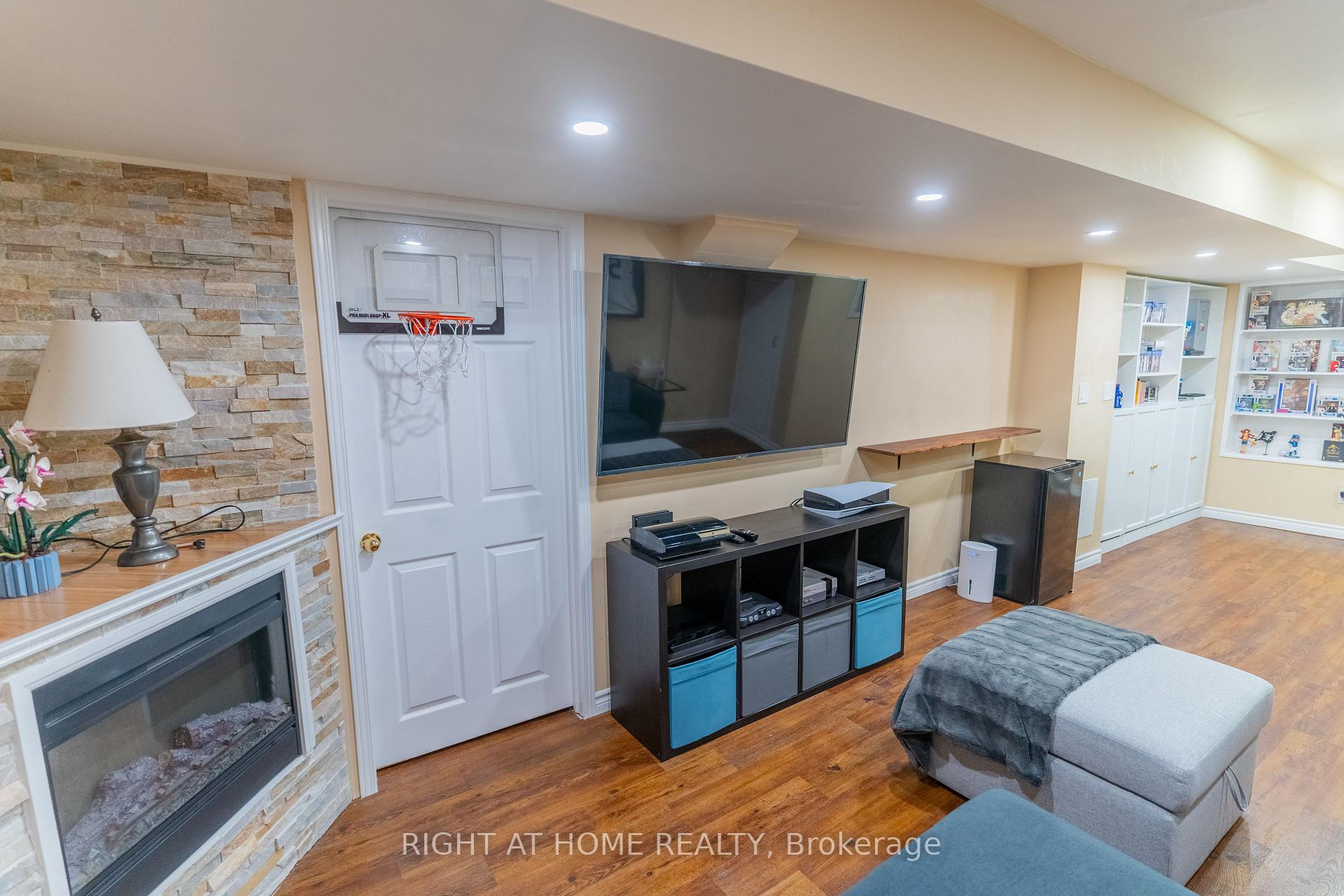 Photo 32 of 150 Argent Street, Clarington, Bowmanville — HOMEH