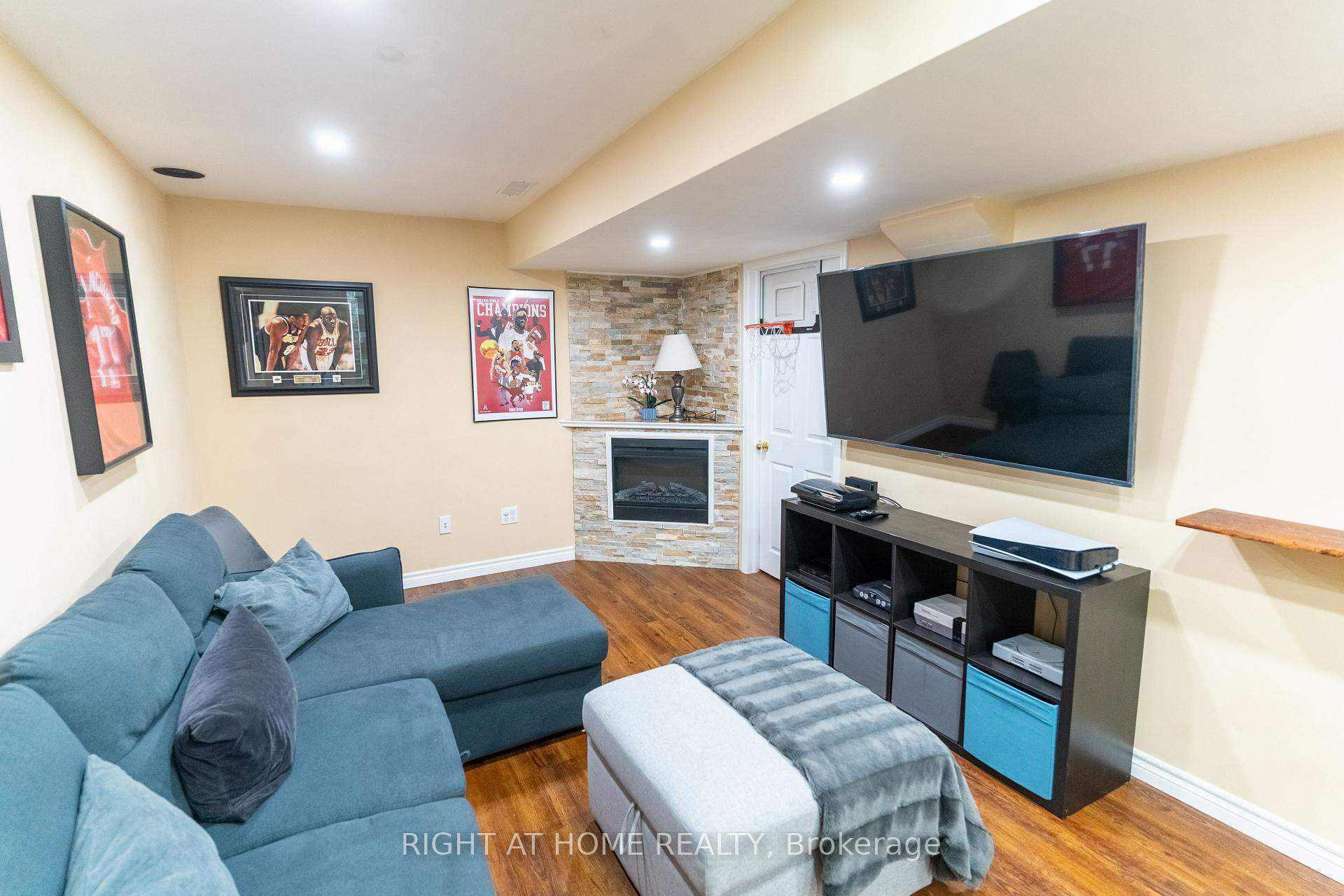 Photo 17 of 150 Argent Street, Clarington, Bowmanville — HOMEH