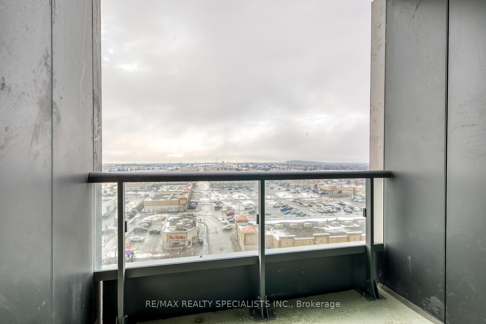 Photo 14 of Unit 921, 10 Abeja Street, Vaughan, Concord — HOMEH