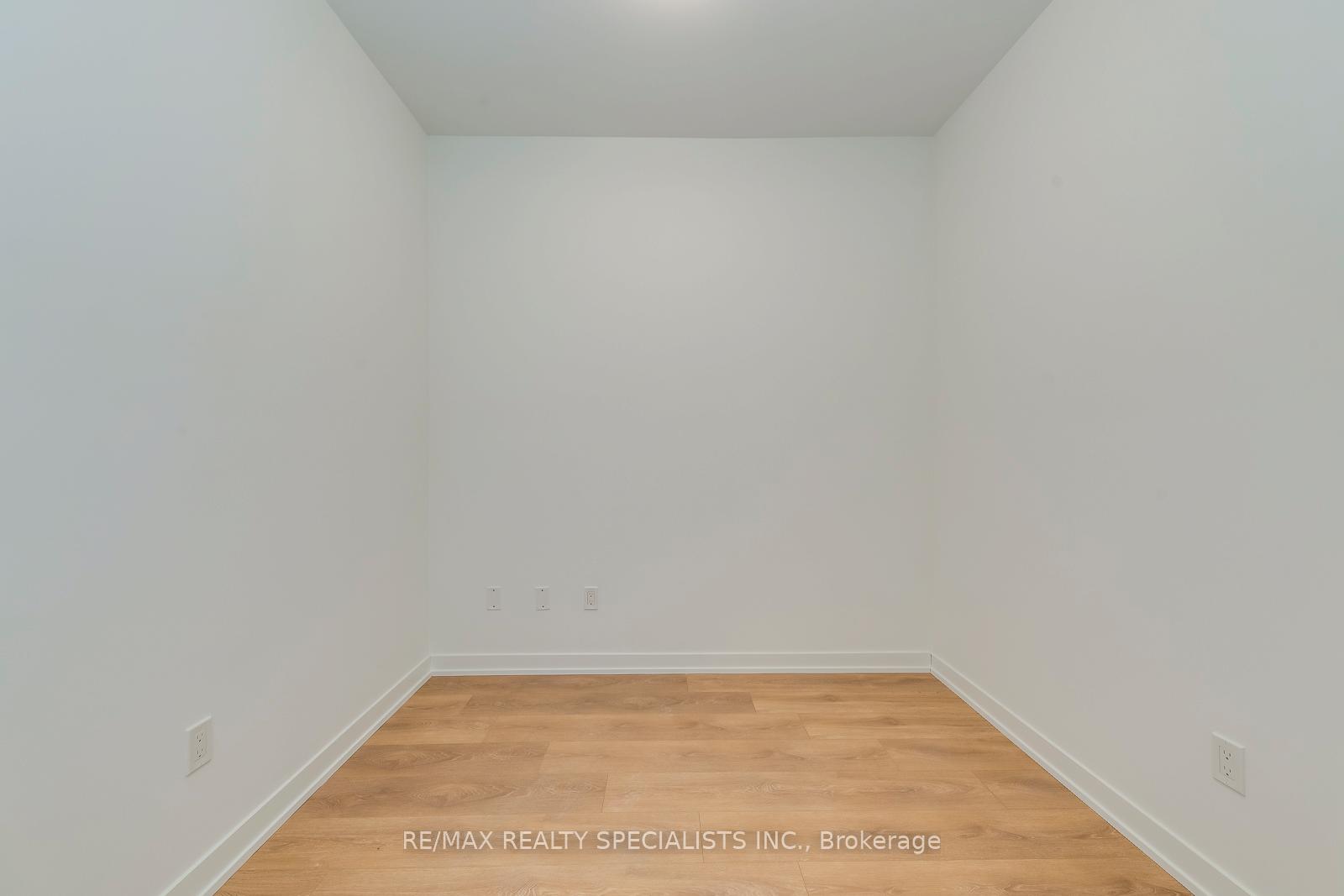Photo 21 of Unit 921, 10 Abeja Street, Vaughan, Concord — HOMEH