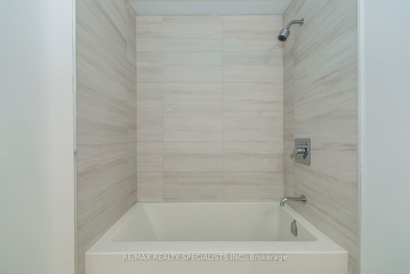 Photo 26 of Unit 921, 10 Abeja Street, Vaughan, Concord — HOMEH