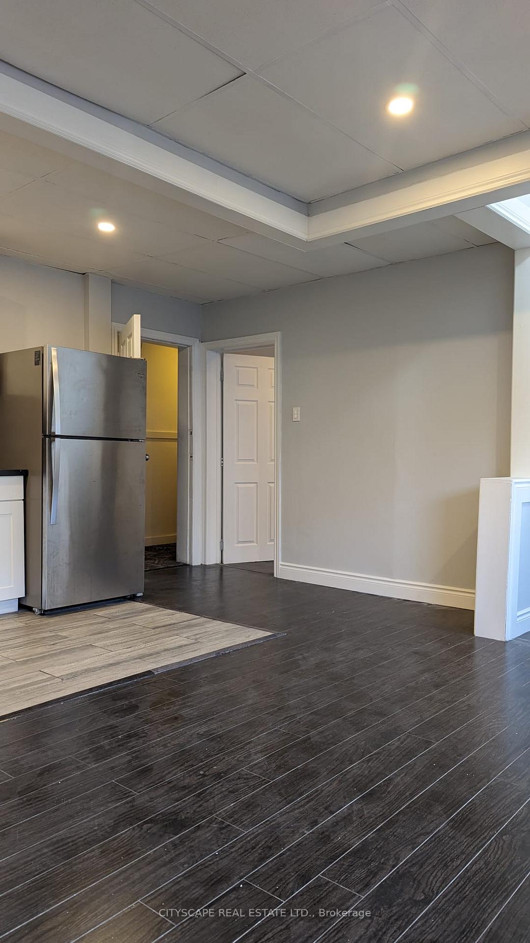 Photo 10 of Unit 3, 752 Main Street, Hamilton, Blakeley — HOMEH