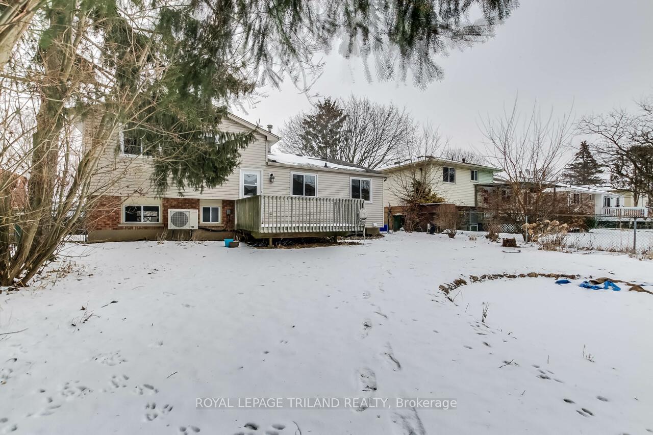 Photo 23 of 18 Leger Avenue, St. Thomas — HOMEH