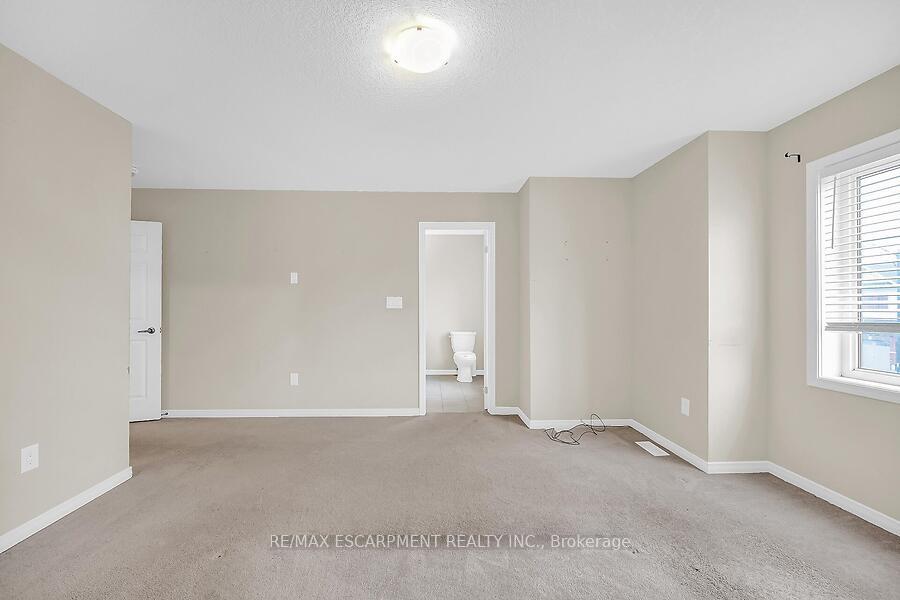 Photo 26 of 87 Larry Crescent, Haldimand — HOMEH