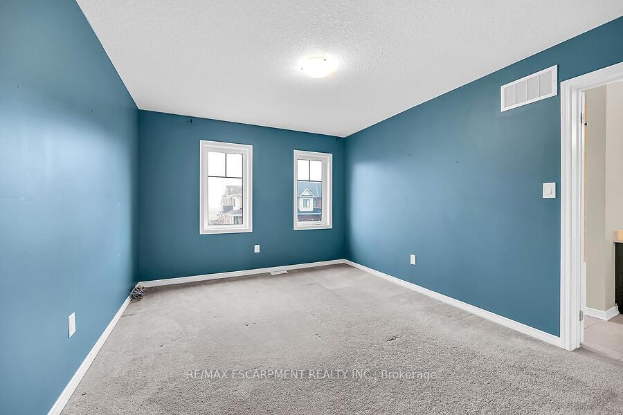 Photo 29 of 87 Larry Crescent, Haldimand — HOMEH