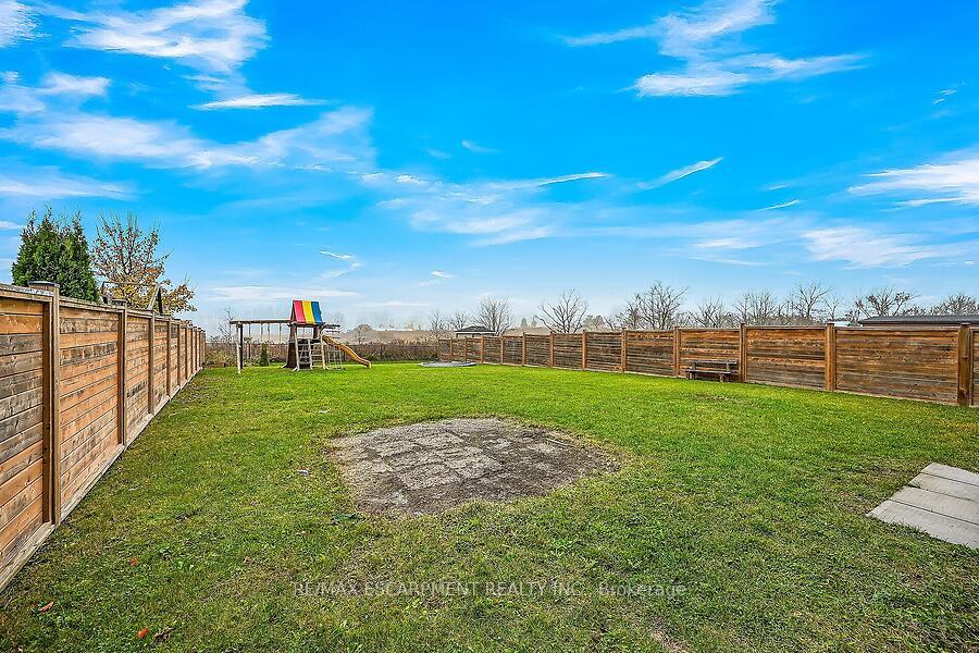 Photo 30 of 87 Larry Crescent, Haldimand — HOMEH