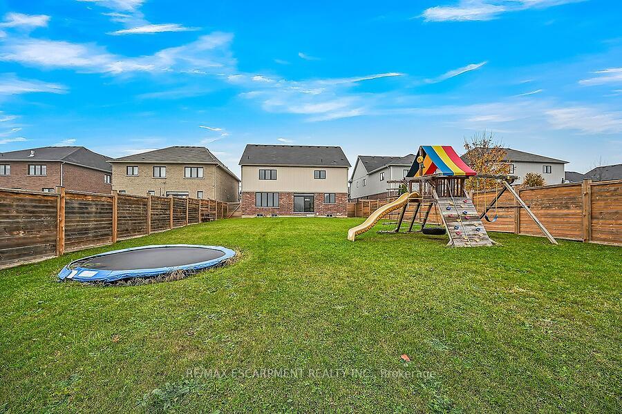 Photo 34 of 87 Larry Crescent, Haldimand — HOMEH