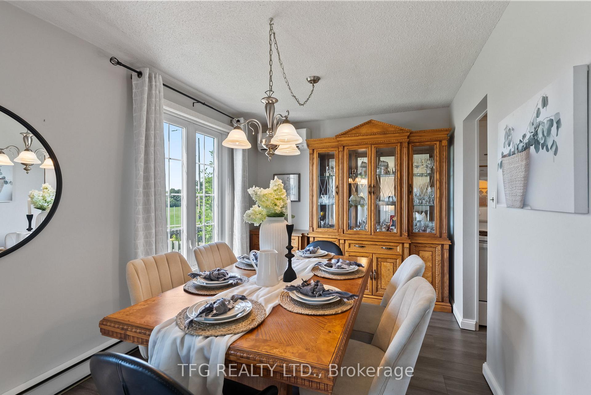 Photo 10 of 525 Laval Street, Oshawa, Vanier — HOMEH