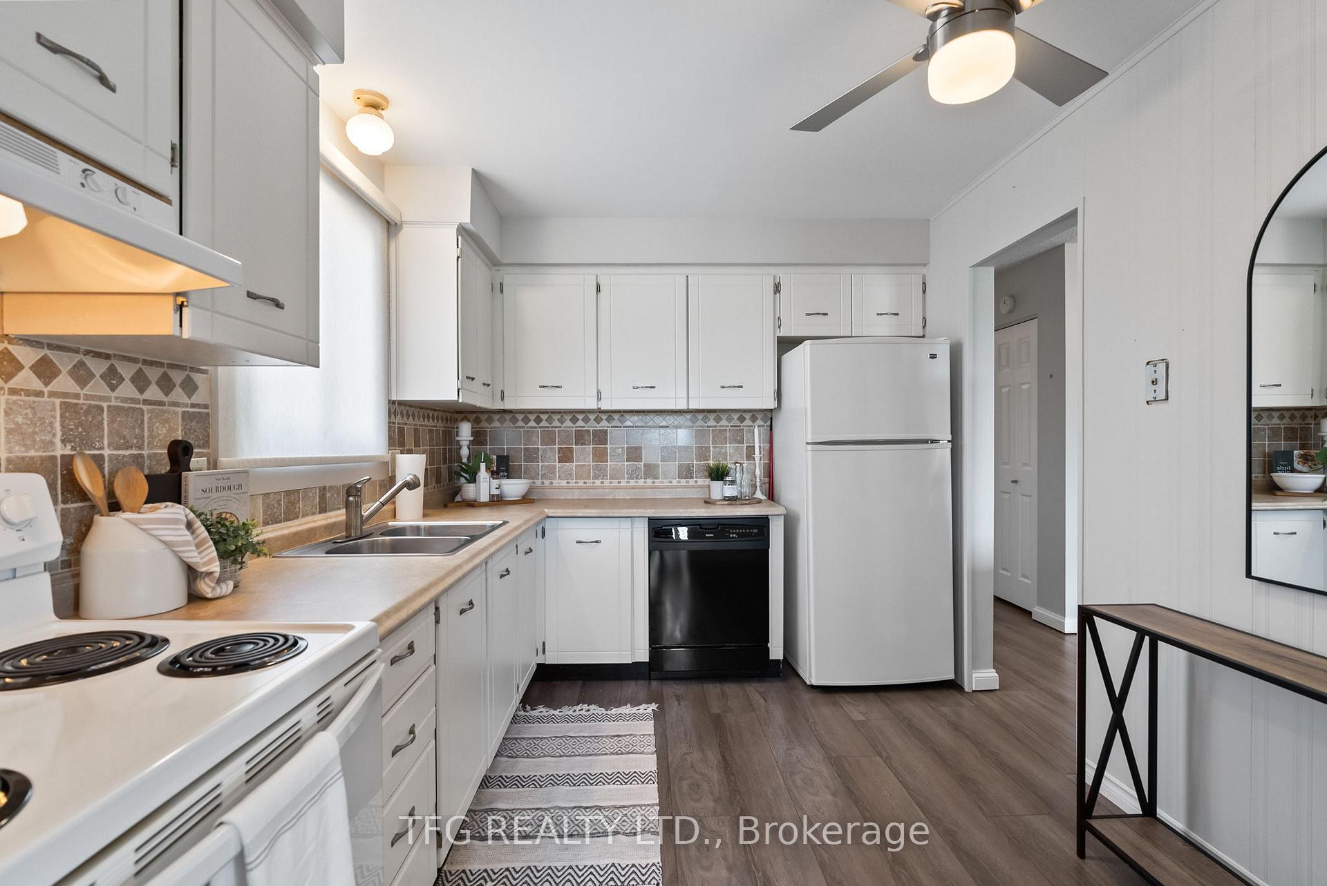 Photo 3 of 525 Laval Street, Oshawa, Vanier — HOMEH
