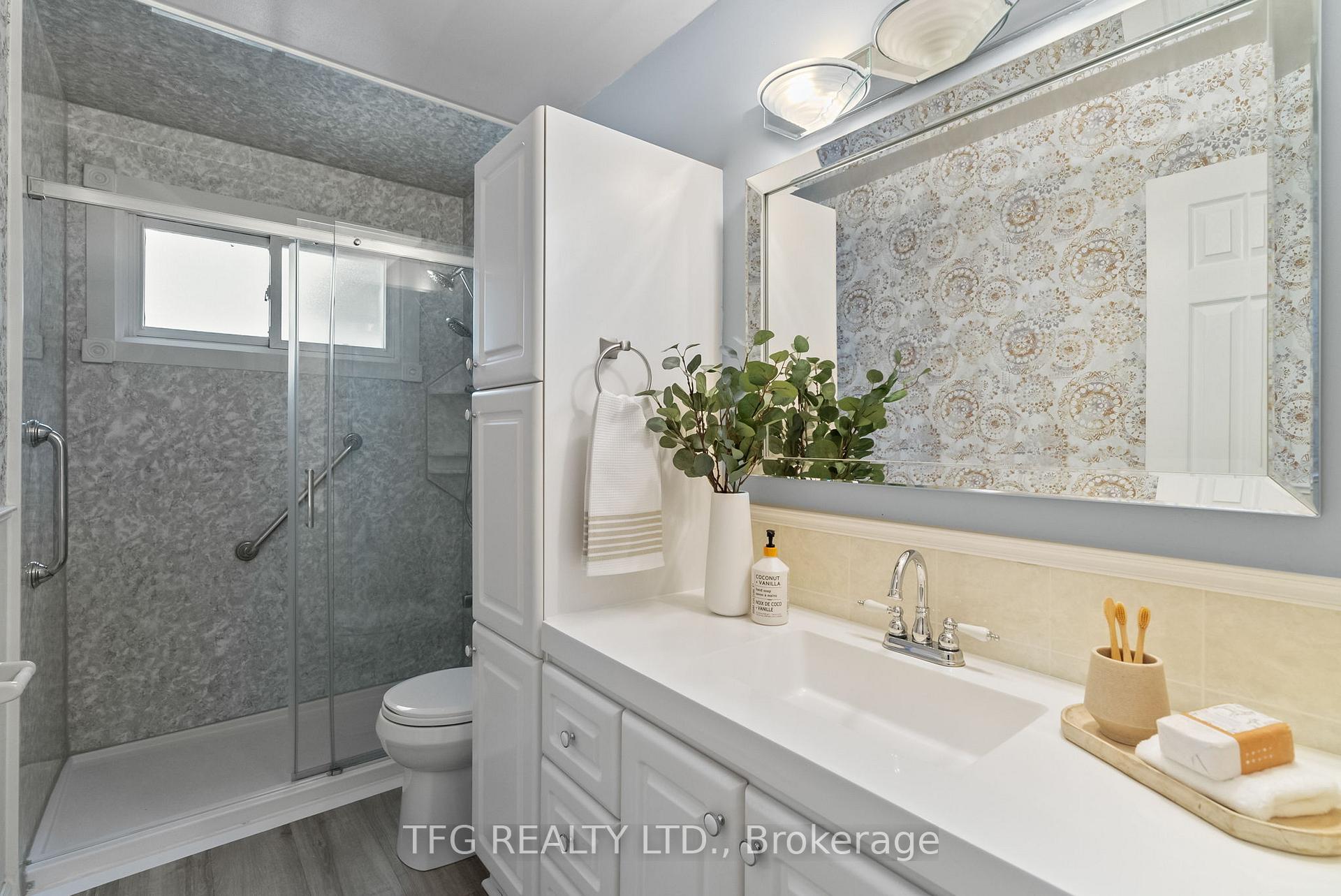 Photo 32 of 525 Laval Street, Oshawa, Vanier — HOMEH