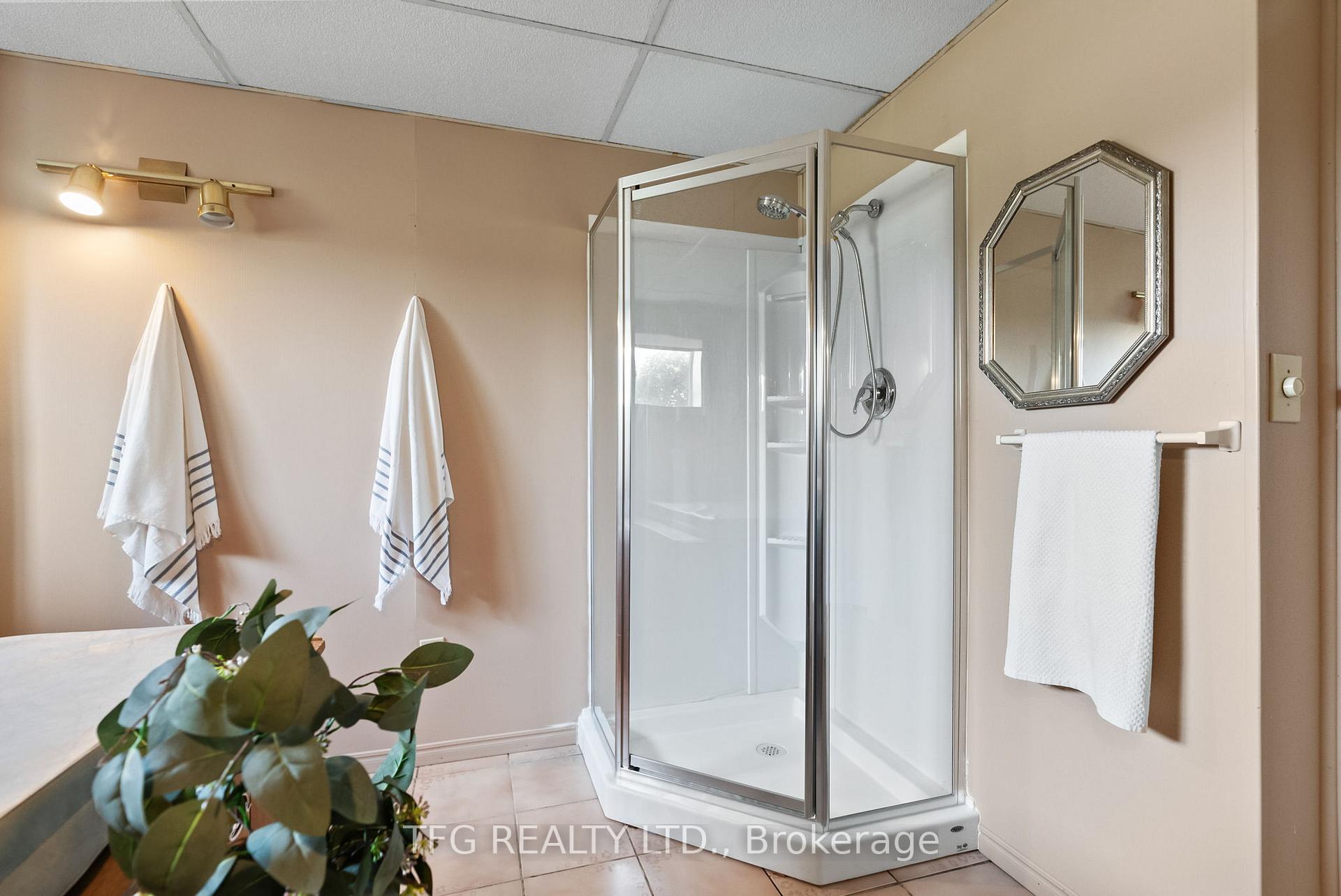 Photo 28 of 525 Laval Street, Oshawa, Vanier — HOMEH