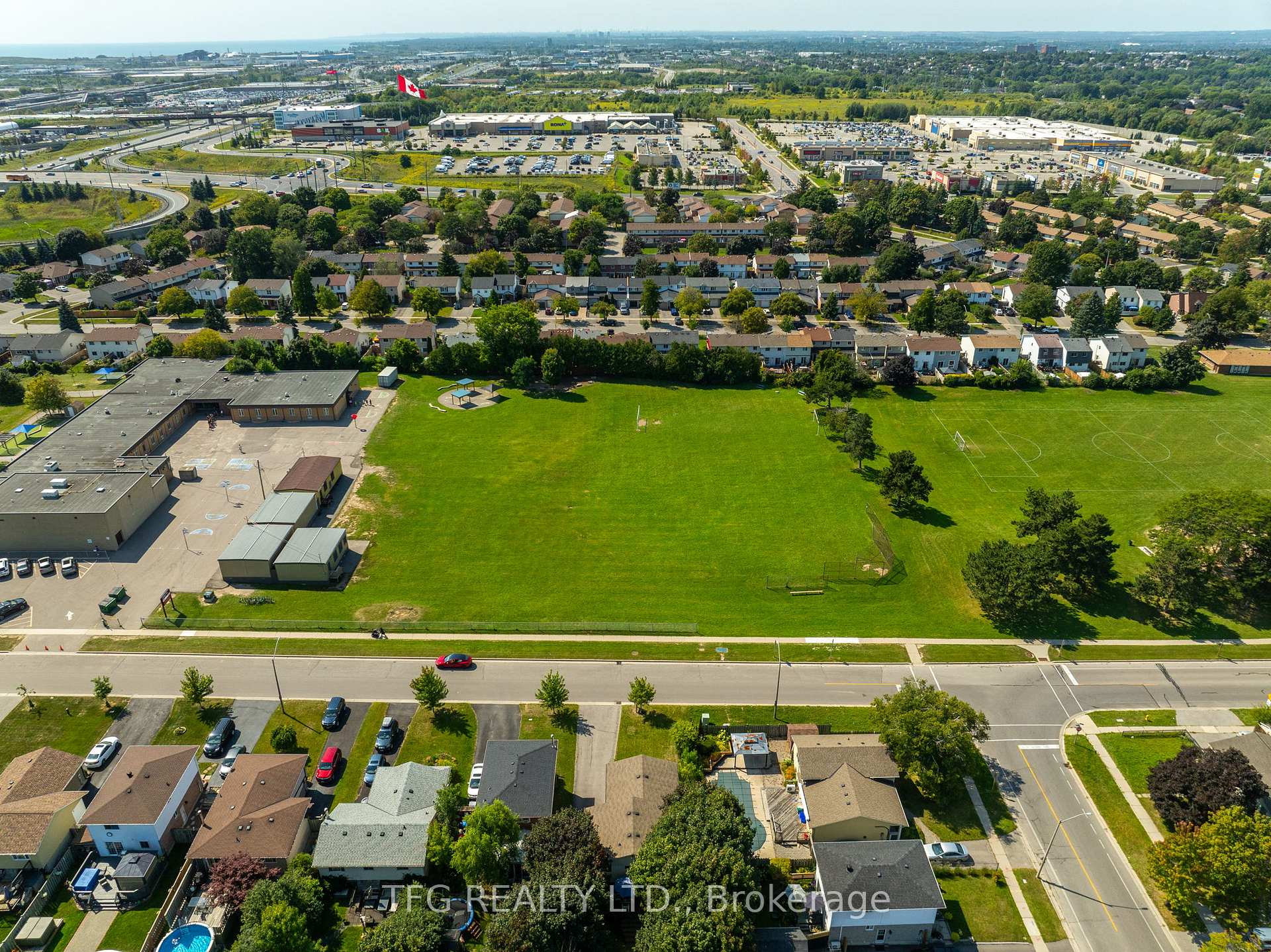 Photo 34 of 525 Laval Street, Oshawa, Vanier — HOMEH
