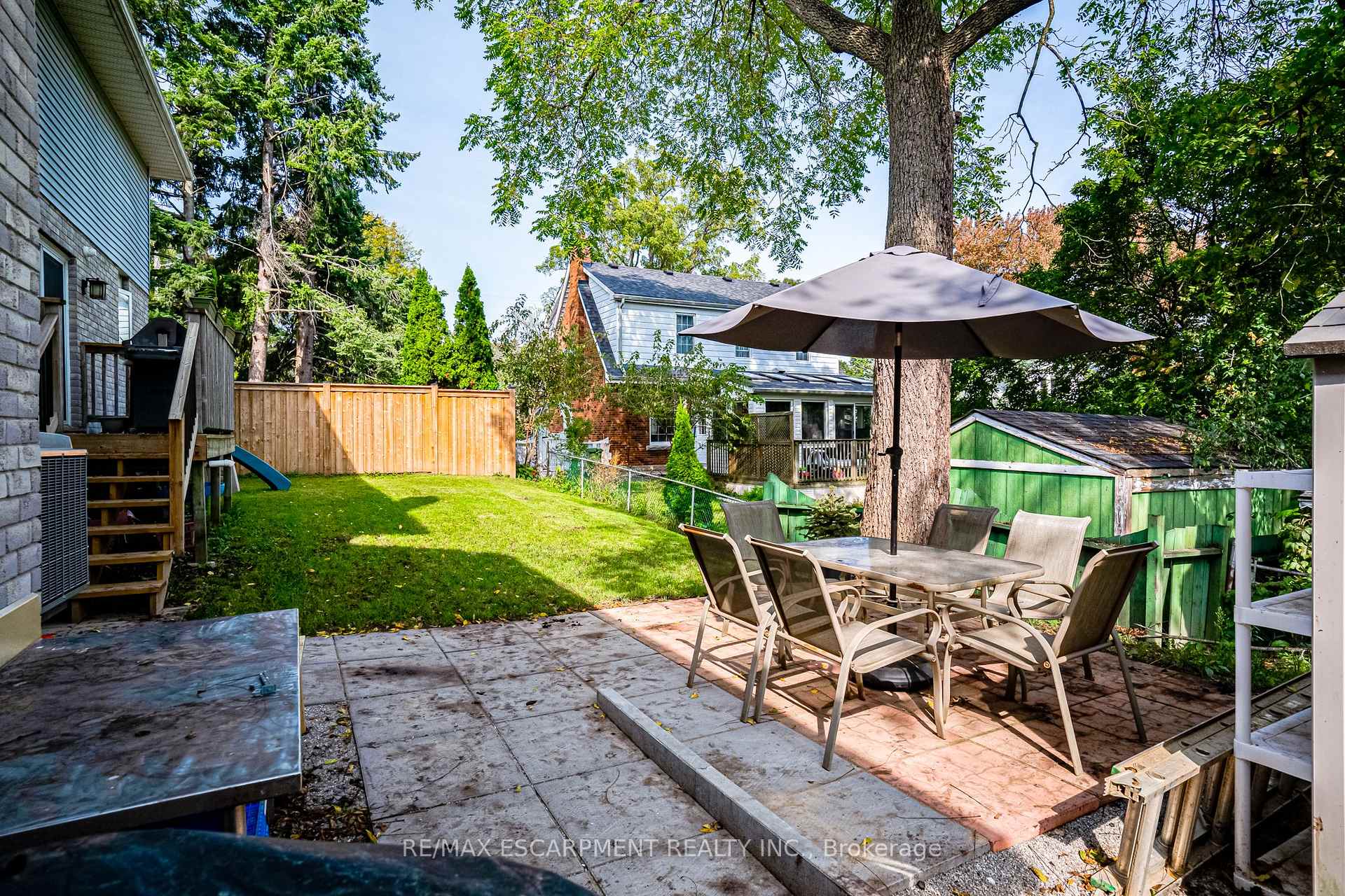Photo 37 of 82 Osler Drive, Hamilton, Dundas — HOMEH