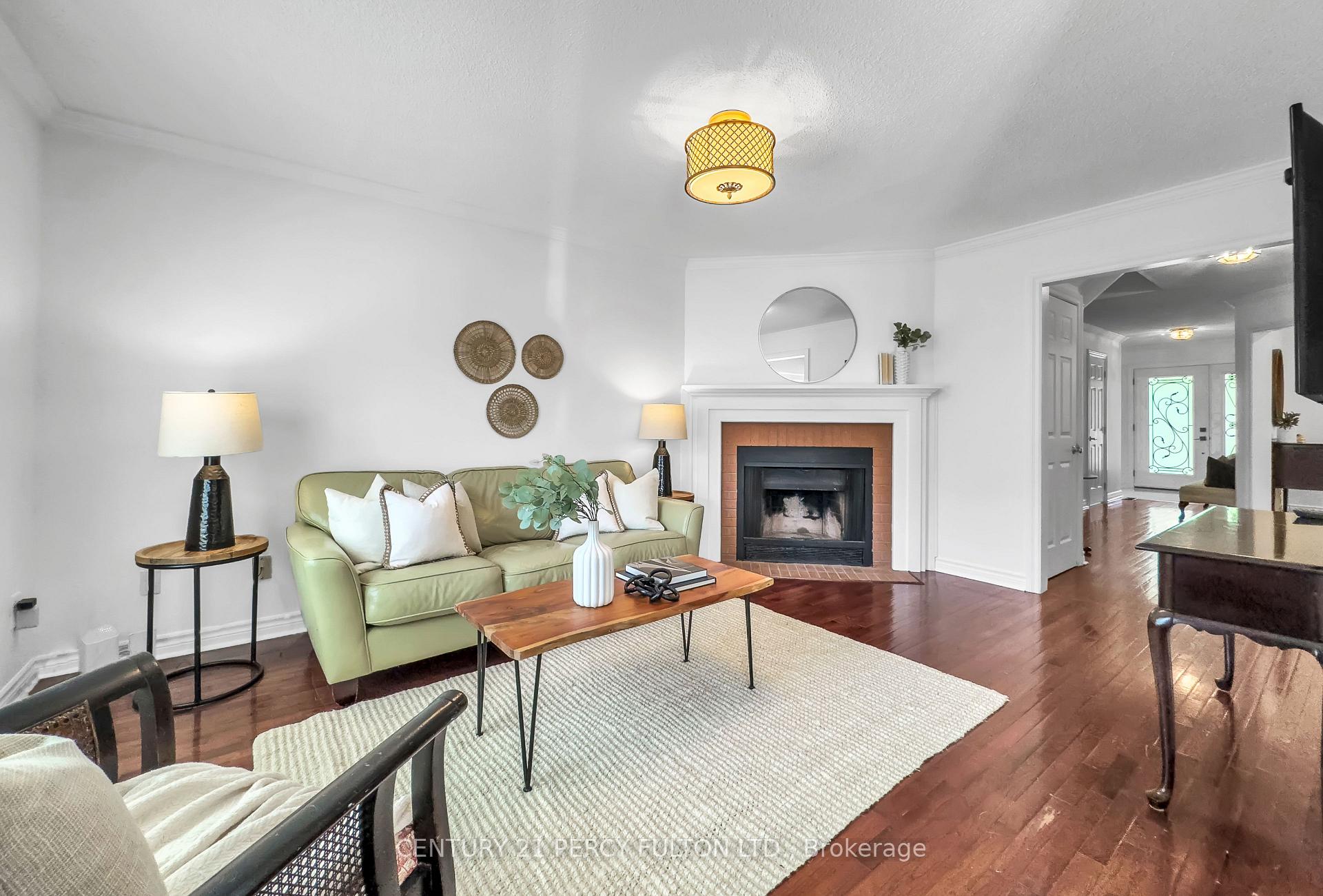 Photo 7 of 1630 Burnside Drive, Pickering, Village East — HOMEH