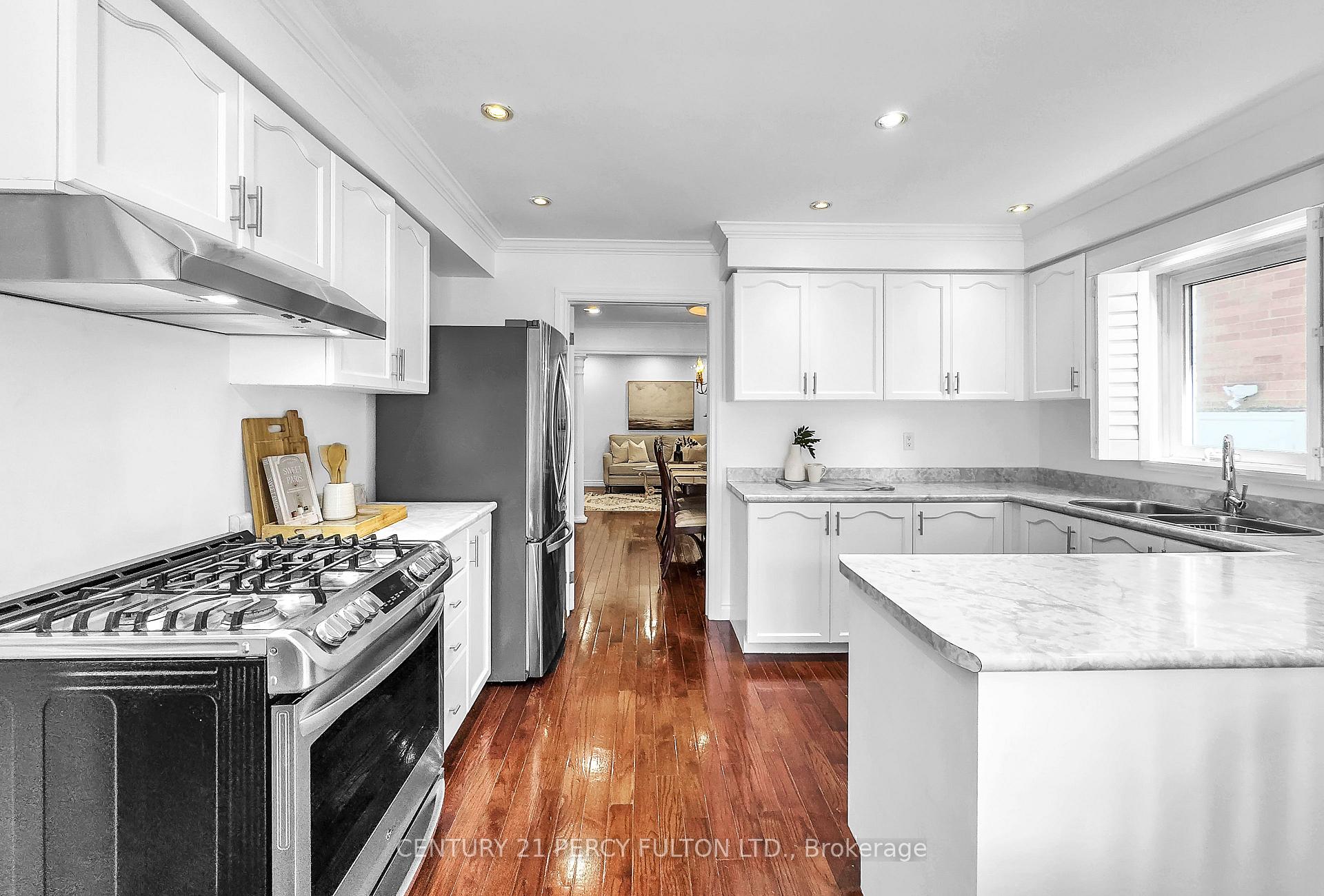 Photo 24 of 1630 Burnside Drive, Pickering, Village East — HOMEH