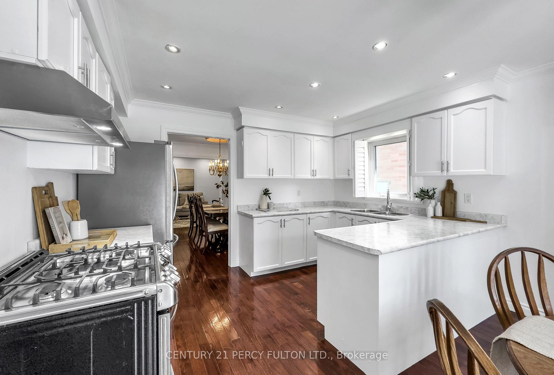 Photo 12 of 1630 Burnside Drive, Pickering, Village East — HOMEH