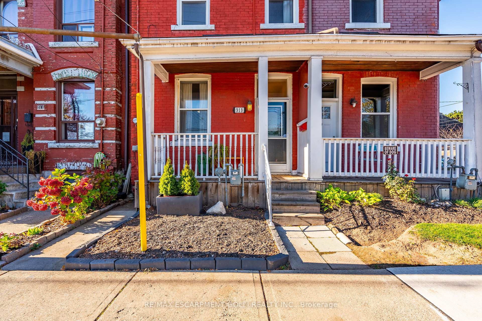 Photo 4 of 313 Mary Street, Hamilton, Beasley — HOMEH
