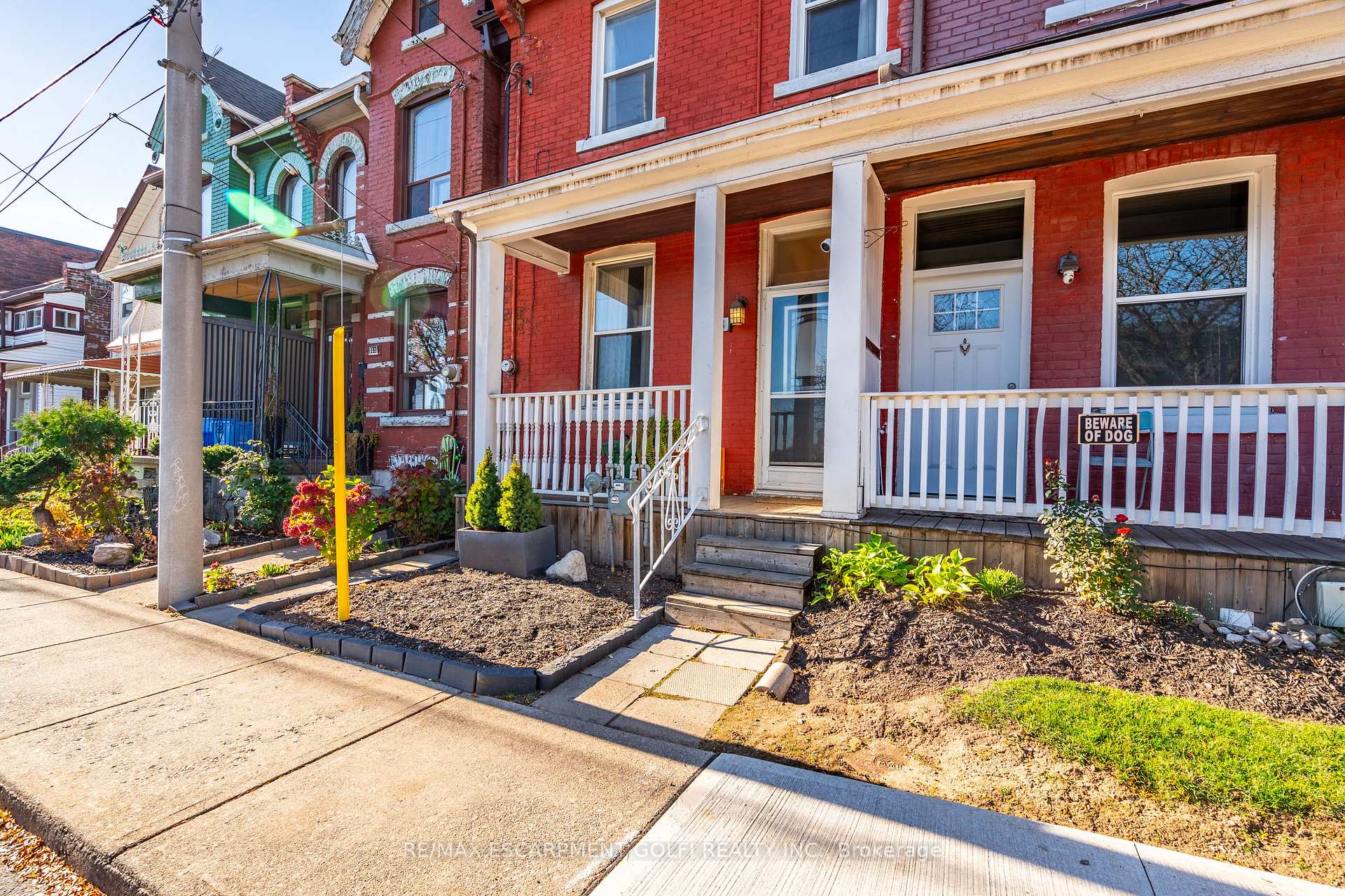 Photo 5 of 313 Mary Street, Hamilton, Beasley — HOMEH