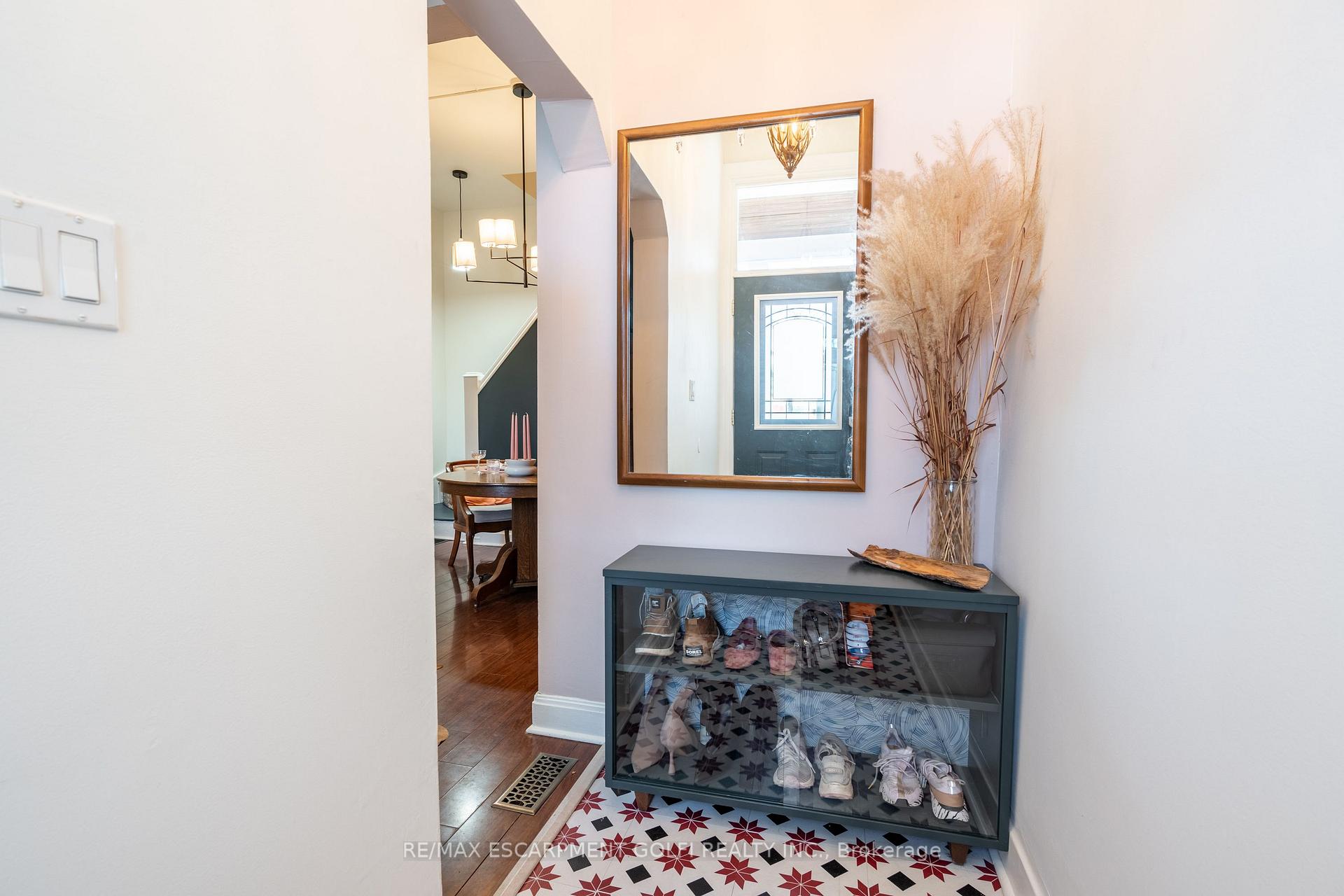 Photo 31 of 313 Mary Street, Hamilton, Beasley — HOMEH