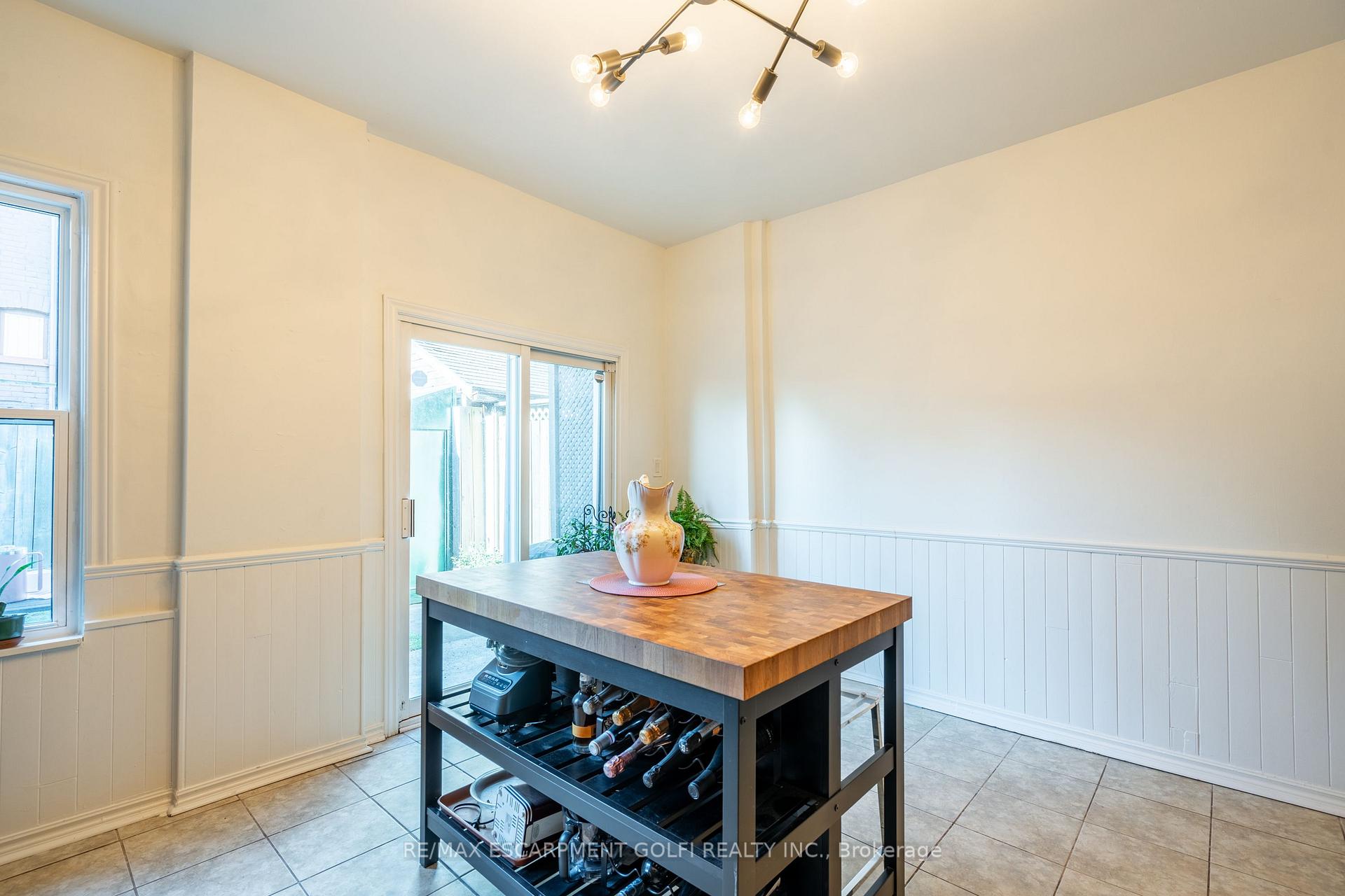 Photo 19 of 313 Mary Street, Hamilton, Beasley — HOMEH