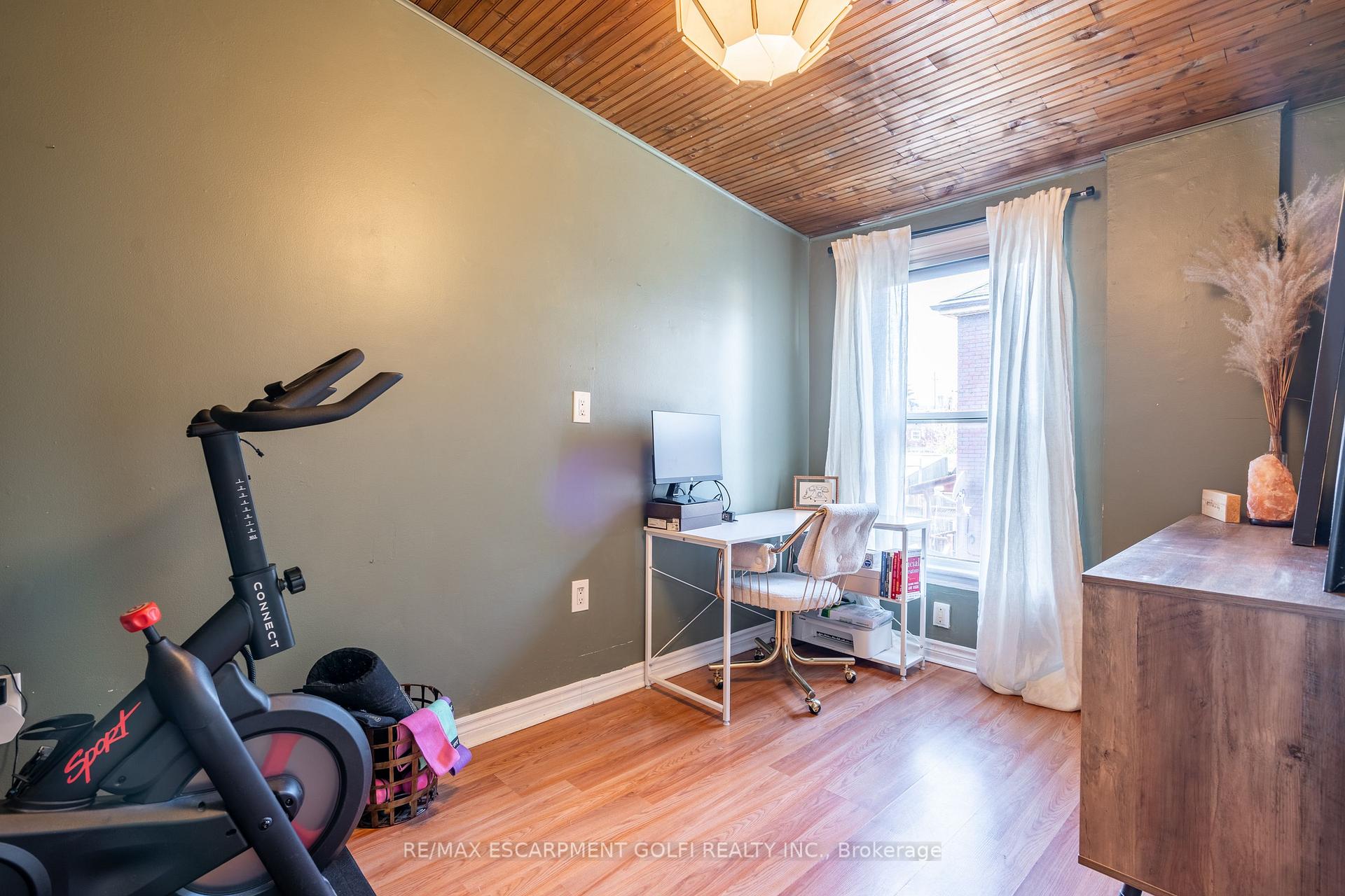 Photo 6 of 313 Mary Street, Hamilton, Beasley — HOMEH