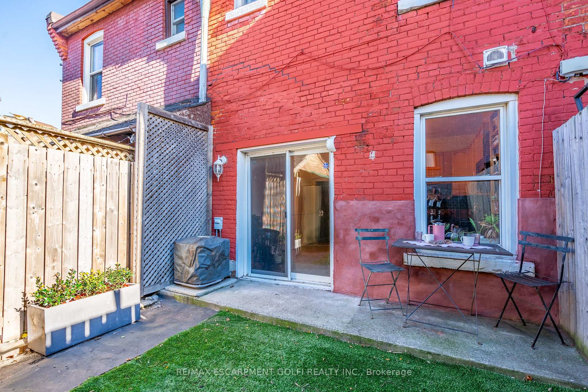 Photo 17 of 313 Mary Street, Hamilton, Beasley — HOMEH
