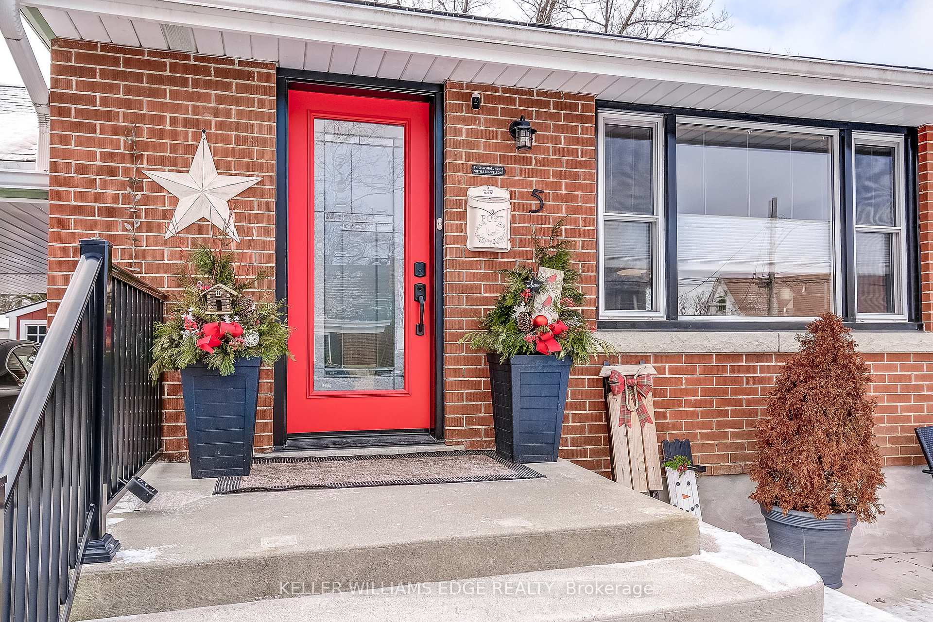 Photo 12 of 5 Trevor Drive, Hamilton, Stoney Creek — HOMEH