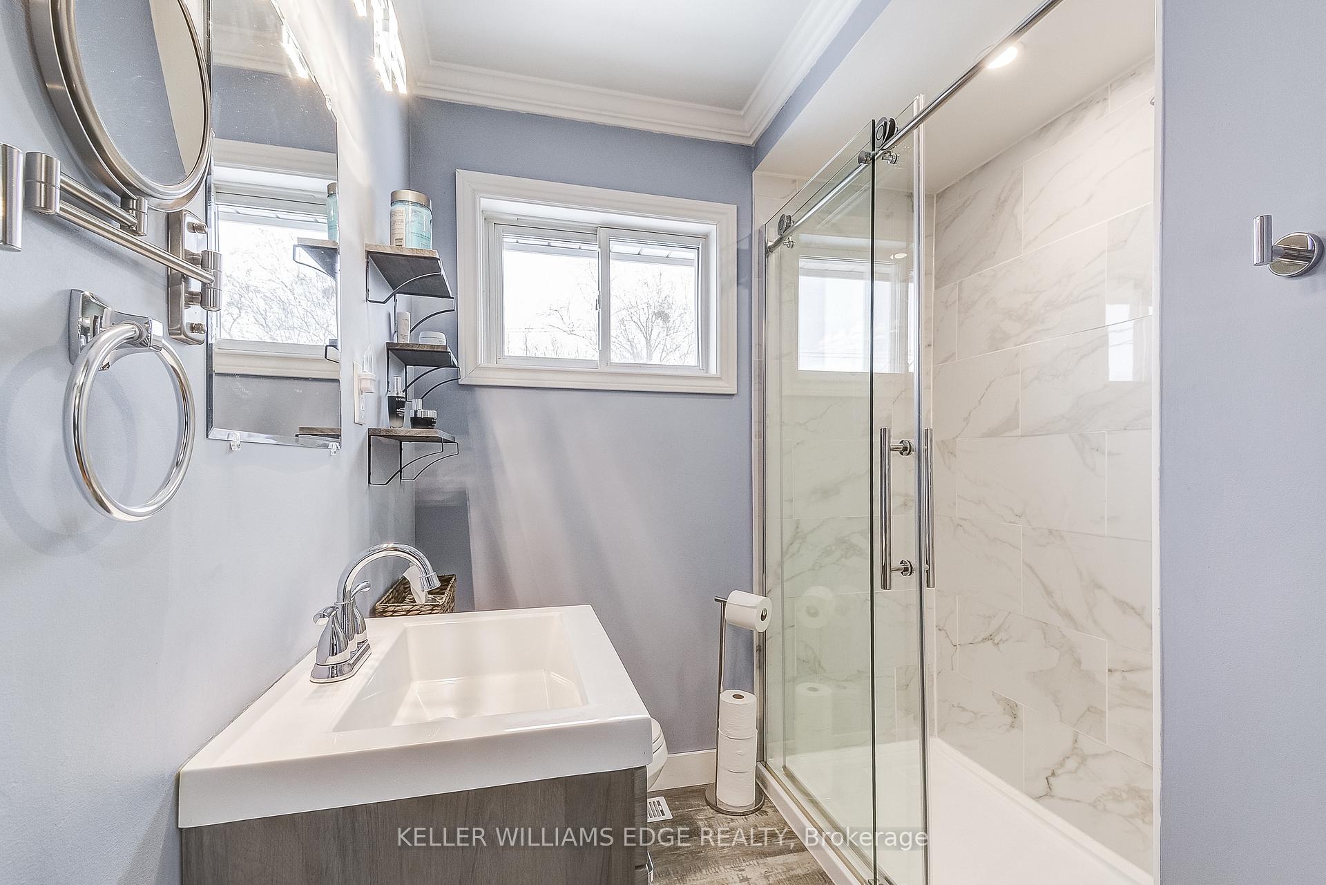 Photo 19 of 5 Trevor Drive, Hamilton, Stoney Creek — HOMEH