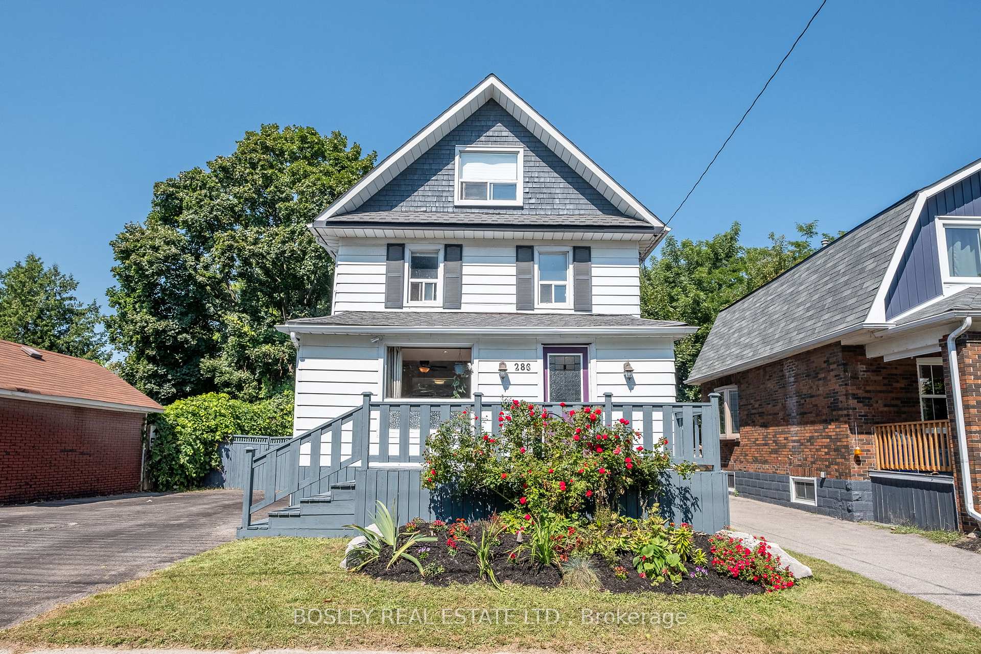 Front of 286 Saint Eloi Avenue