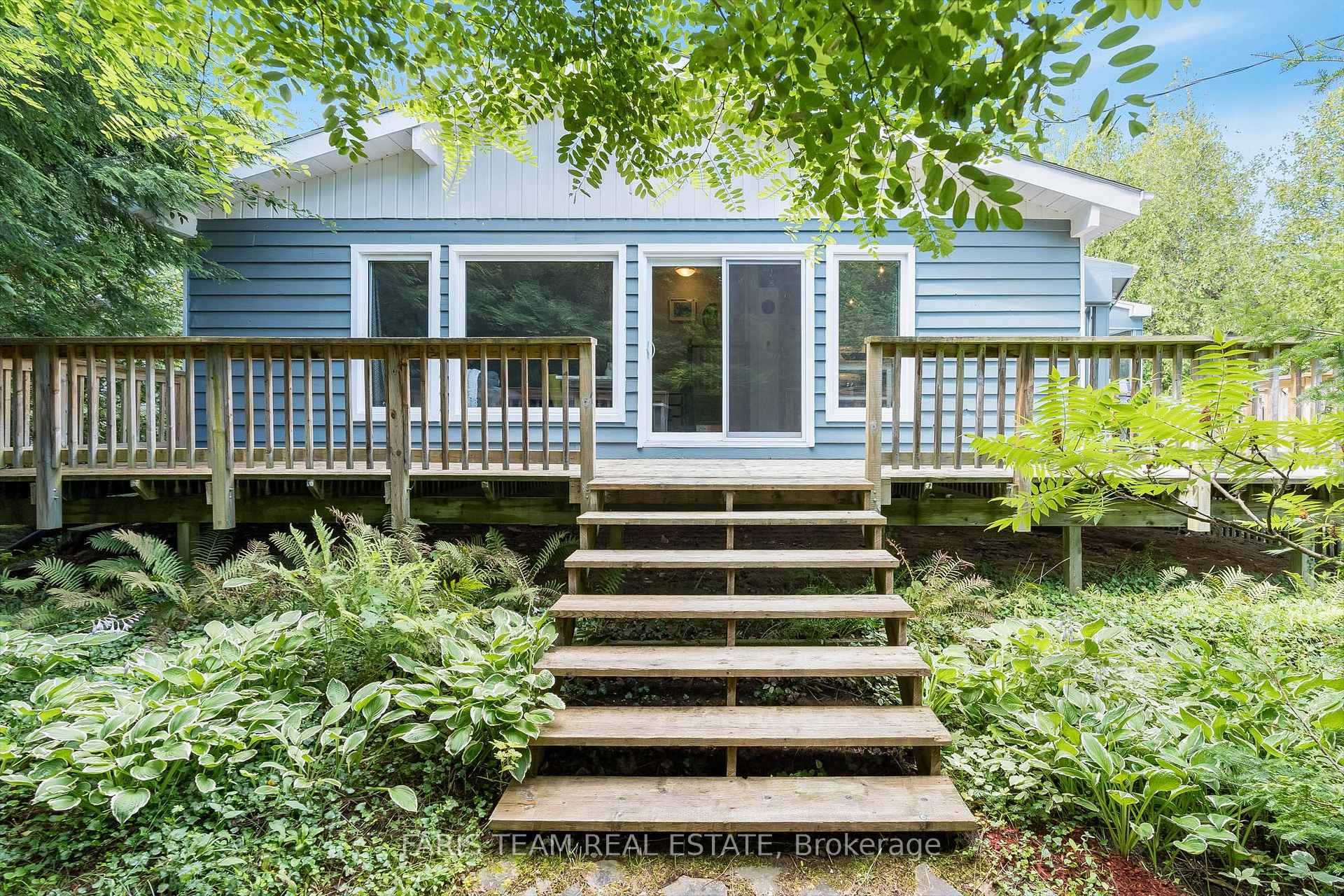 Photo 13 of 43 Iroquois Crescent, Tiny, Rural Tiny — HOMEH