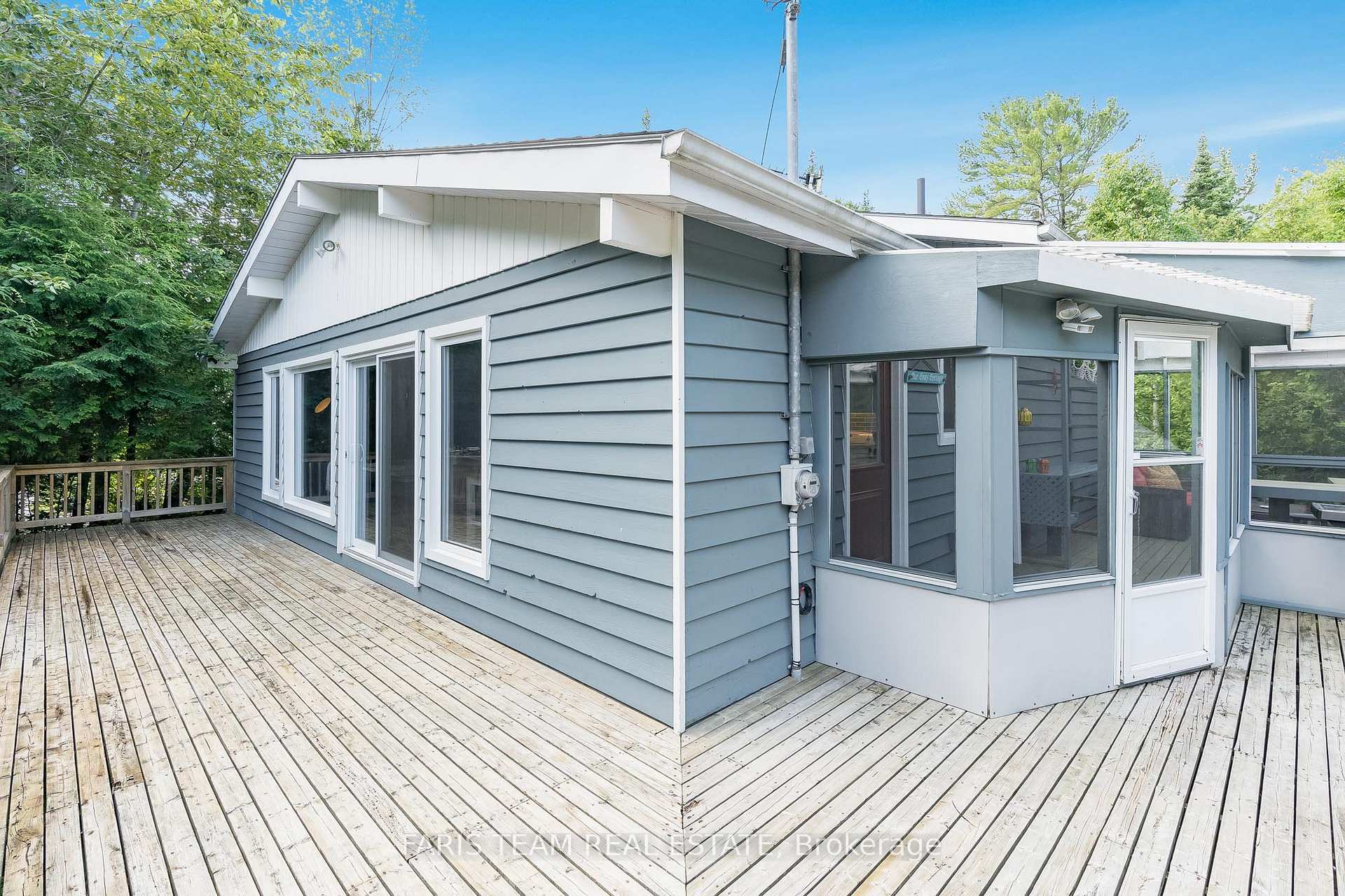 Photo 19 of 43 Iroquois Crescent, Tiny, Rural Tiny — HOMEH