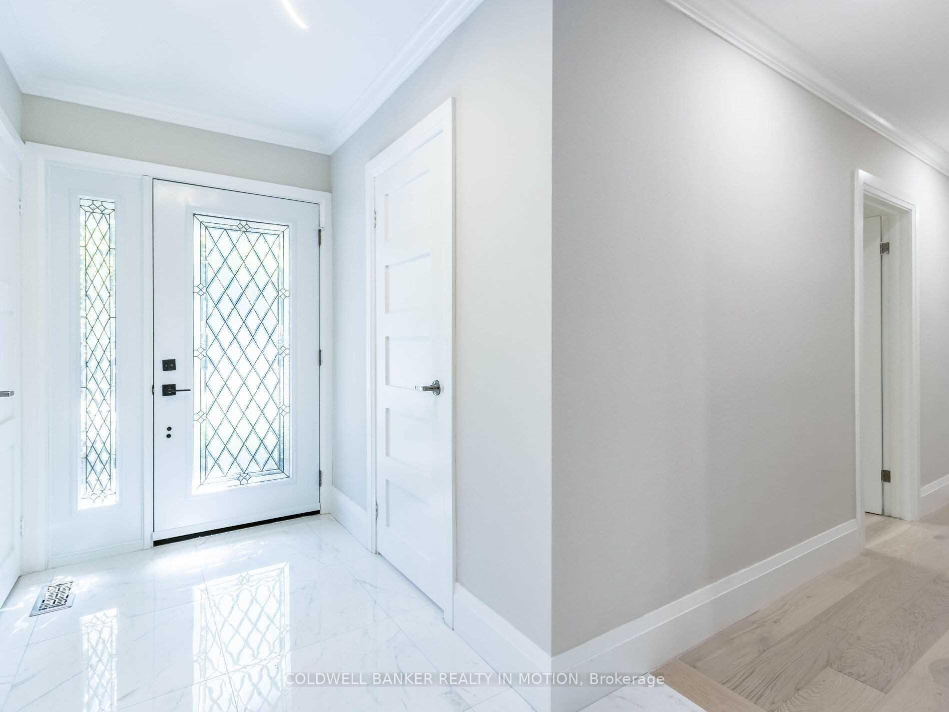 Photo 5 of 248 Robina Road, Hamilton, Ancaster — HOMEH