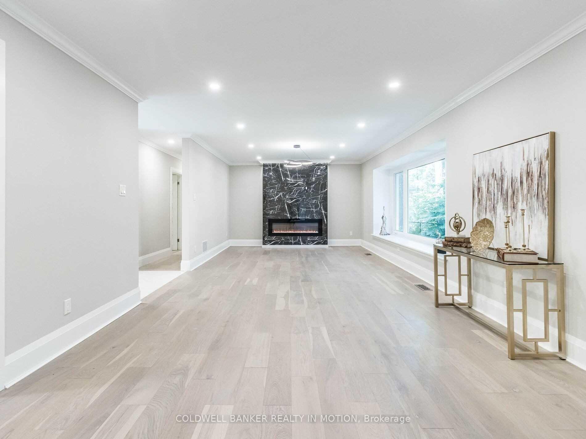 Photo 3 of 248 Robina Road, Hamilton, Ancaster — HOMEH