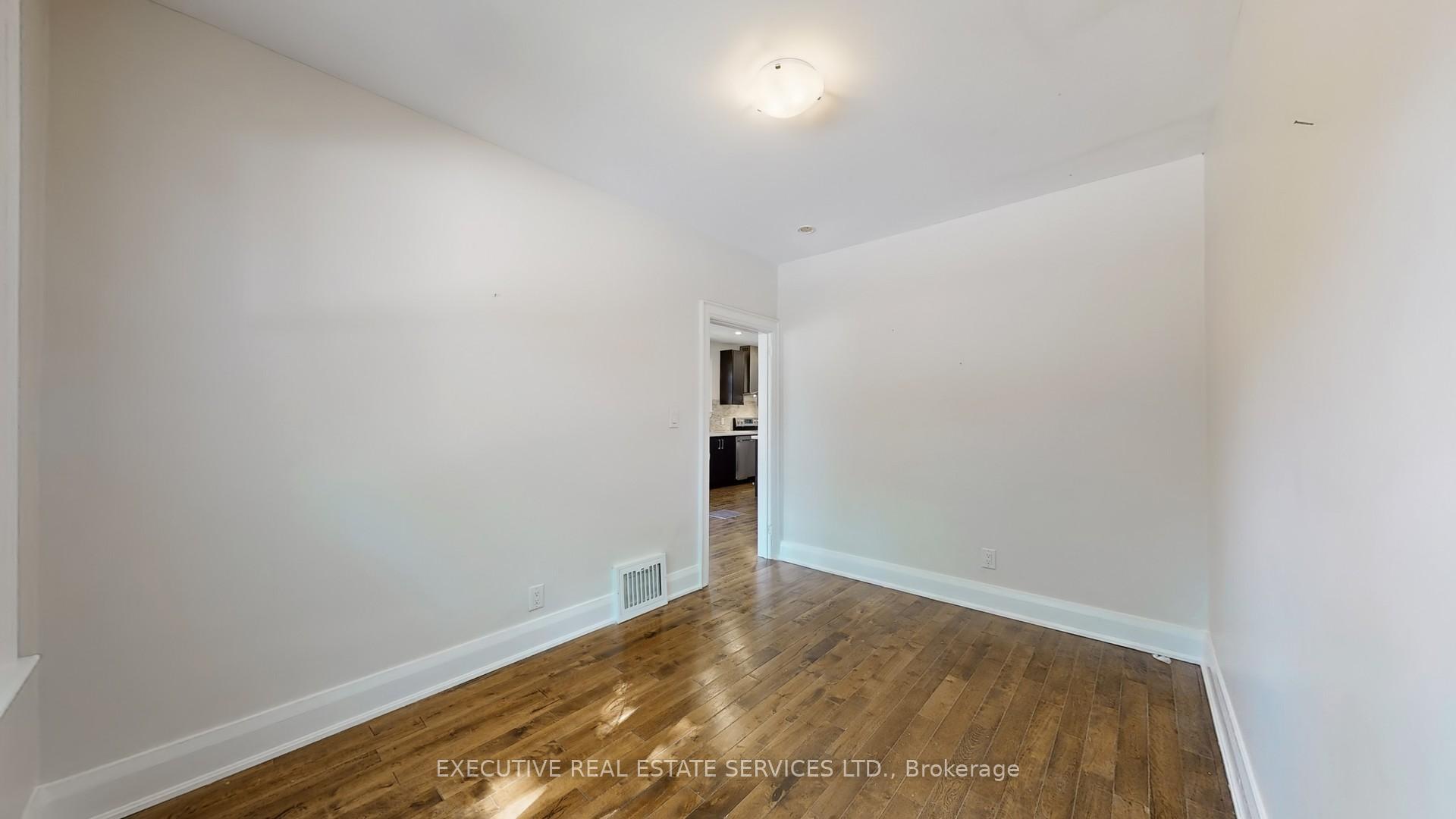 Photo 19 of 86 Bloor Street W, Oshawa, Lakeview — HOMEH