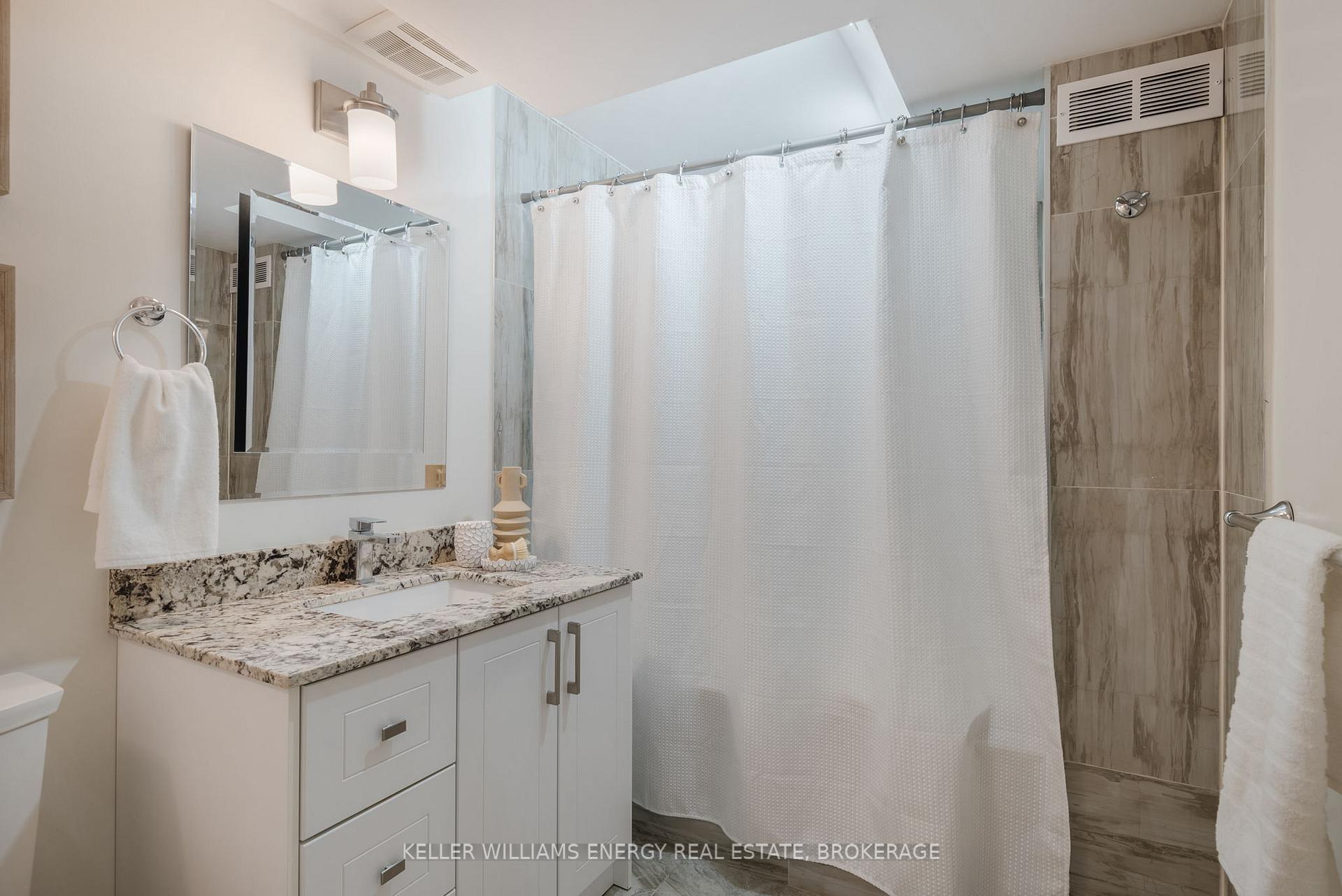 Photo 21 of 92 Campbell Drive, Uxbridge — HOMEH