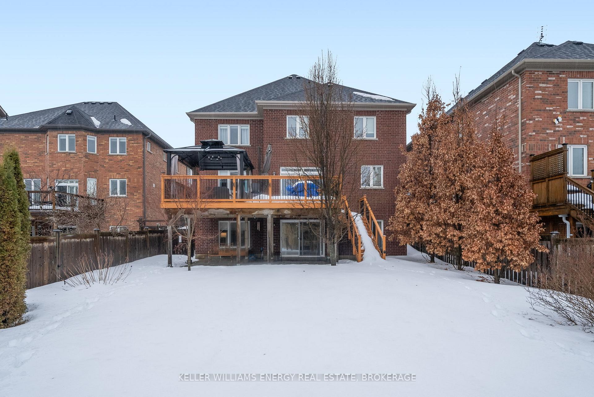 Photo 29 of 92 Campbell Drive, Uxbridge — HOMEH