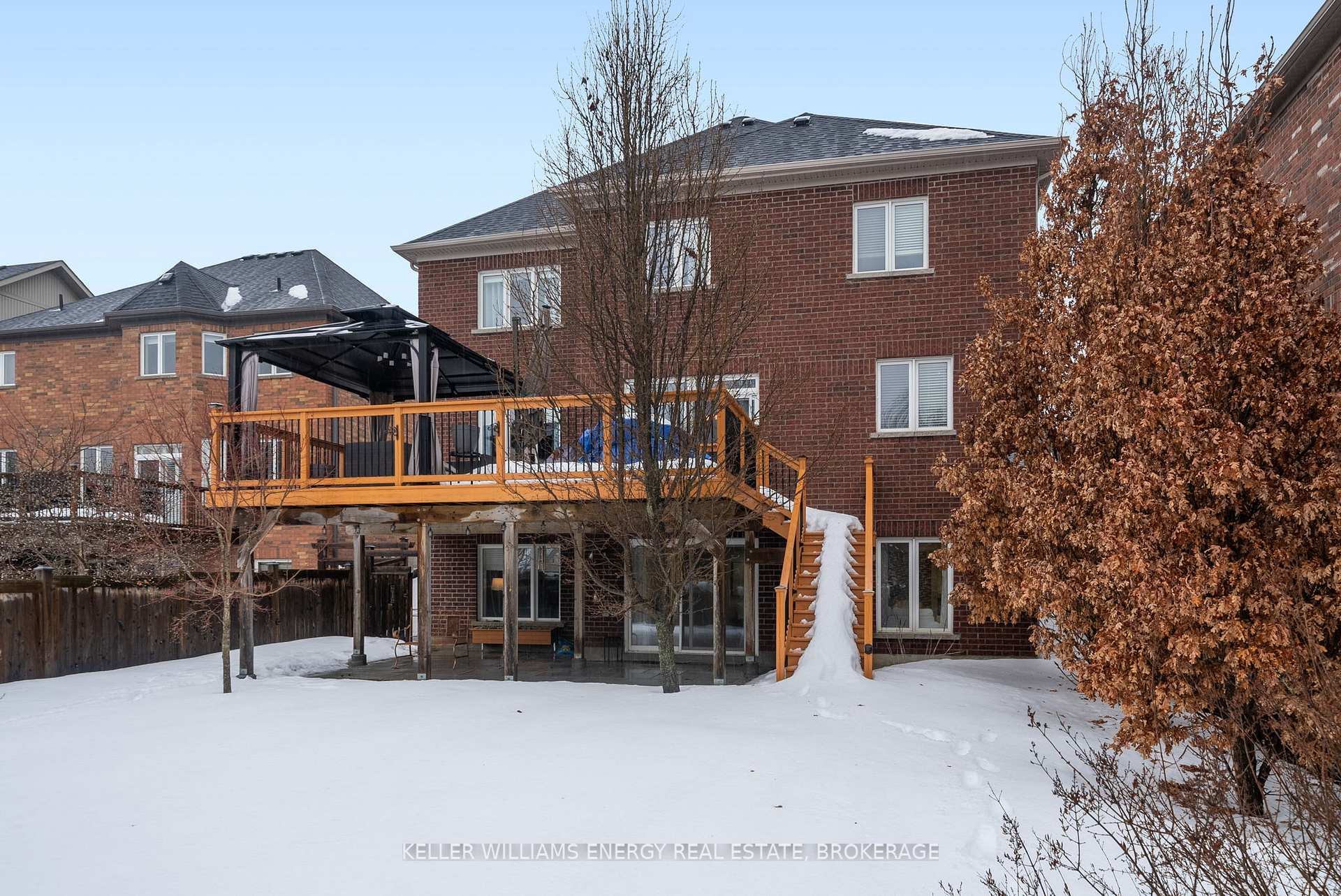 Photo 31 of 92 Campbell Drive, Uxbridge — HOMEH