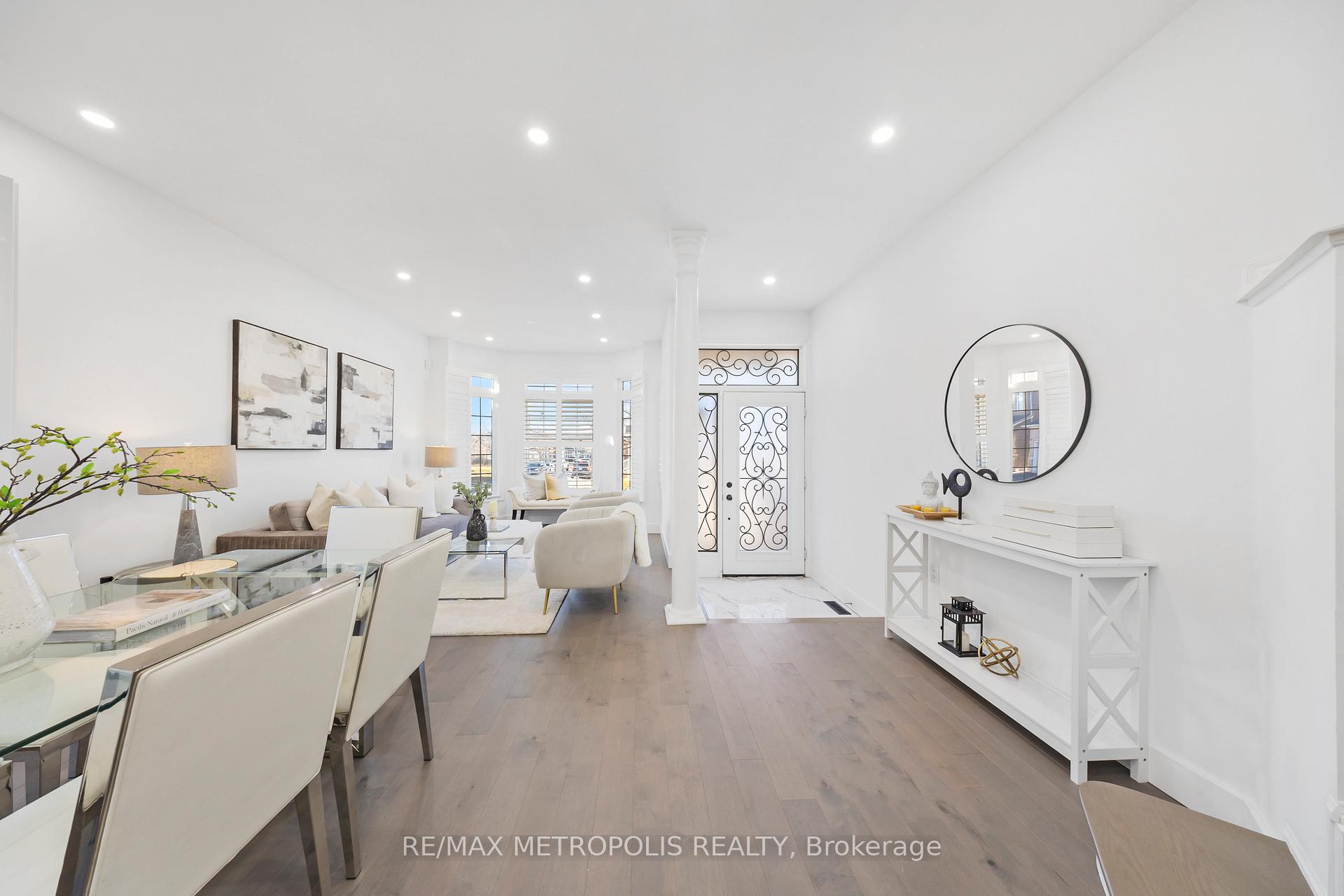 Photo 6 of 37 Geddington Crescent, Markham, Box Grove — HOMEH