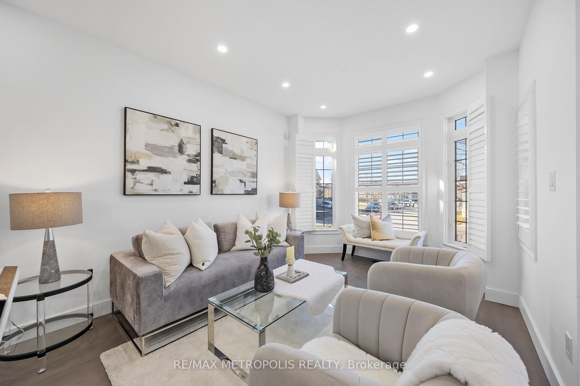 Photo 7 of 37 Geddington Crescent, Markham, Box Grove — HOMEH