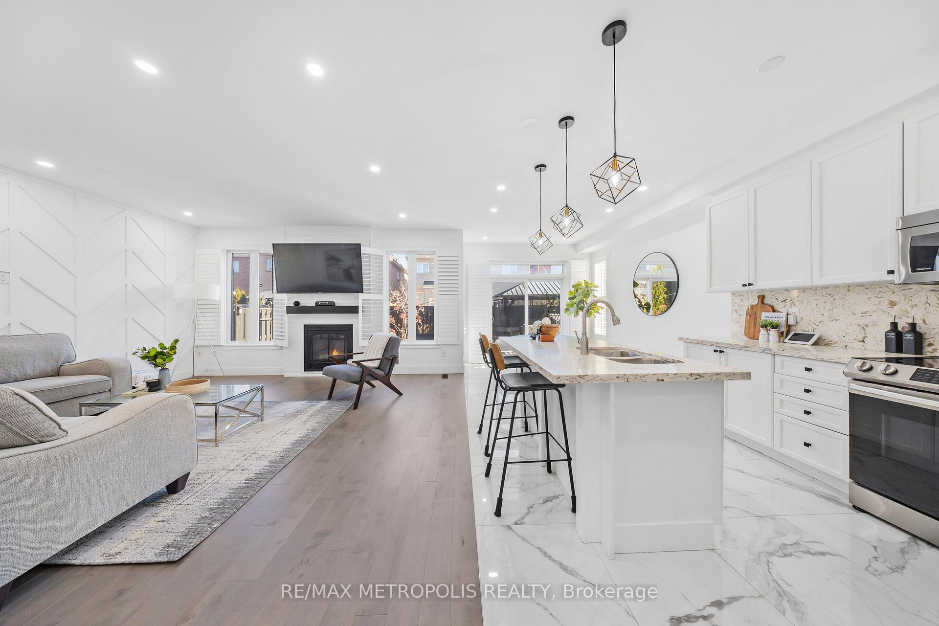 Photo 5 of 37 Geddington Crescent, Markham, Box Grove — HOMEH