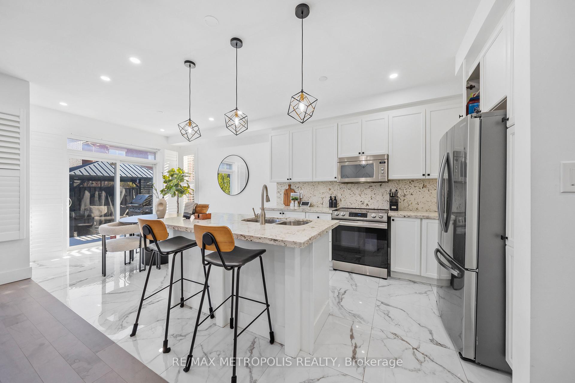 Photo 15 of 37 Geddington Crescent, Markham, Box Grove — HOMEH