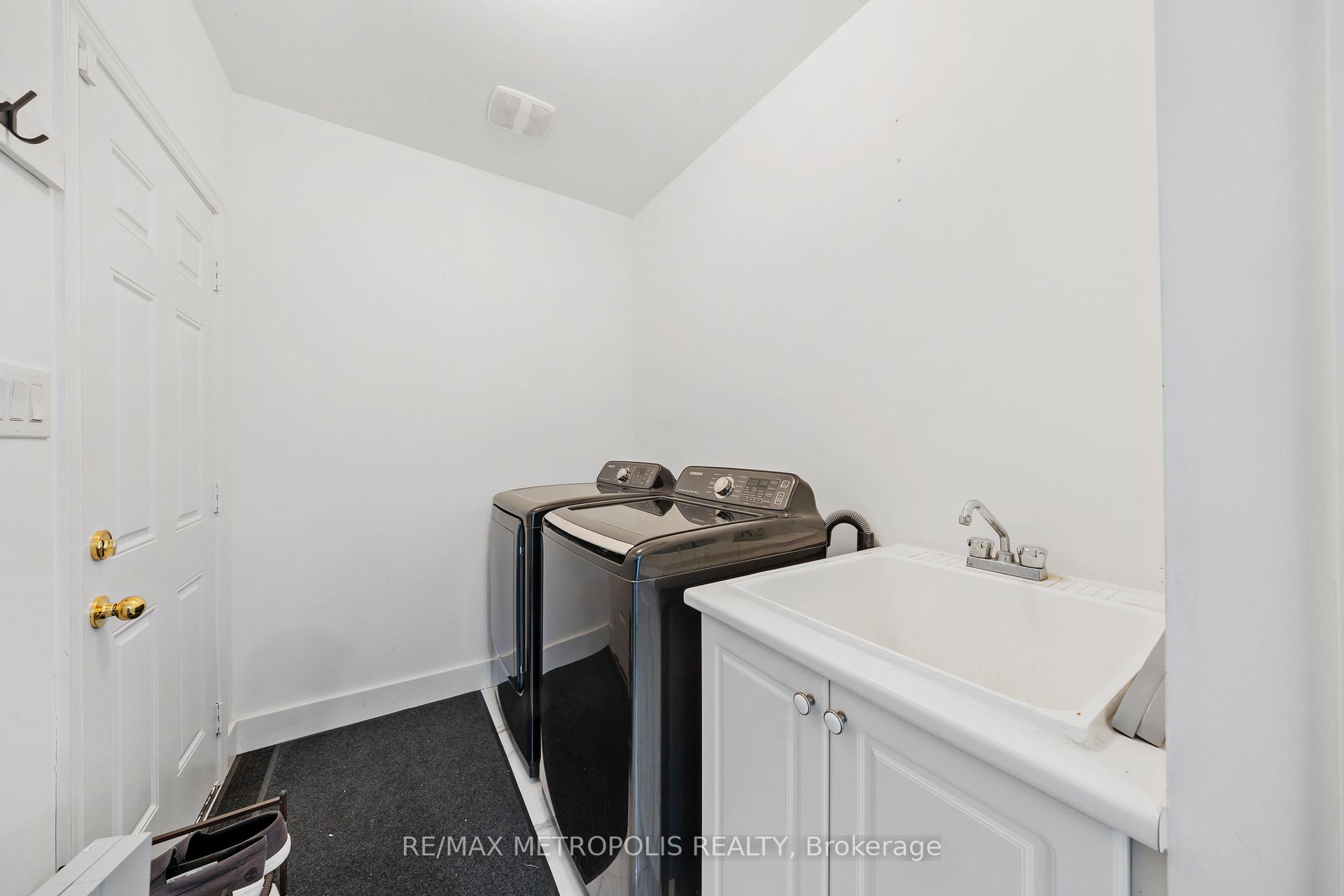 Photo 28 of 37 Geddington Crescent, Markham, Box Grove — HOMEH