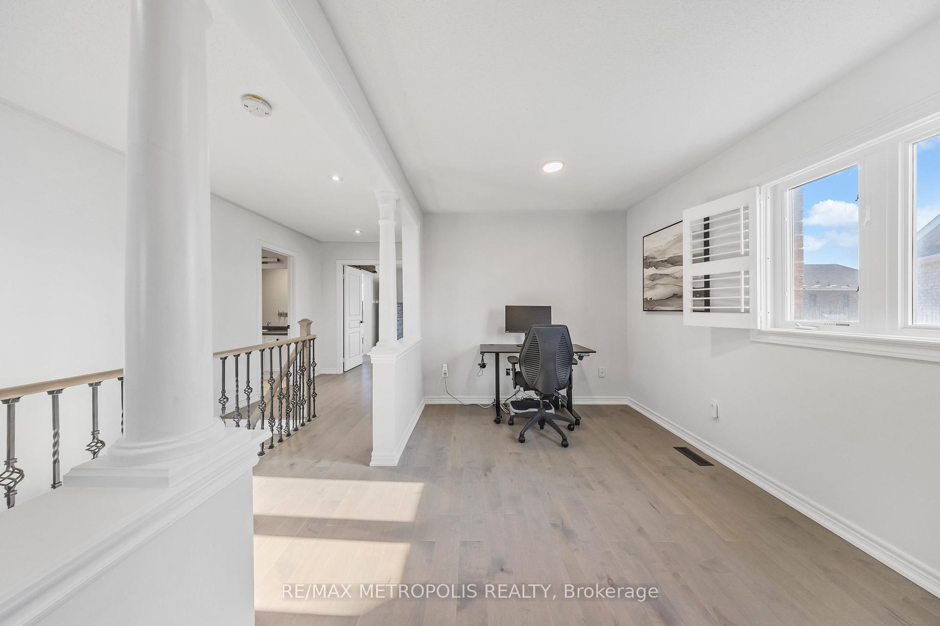 Photo 10 of 37 Geddington Crescent, Markham, Box Grove — HOMEH