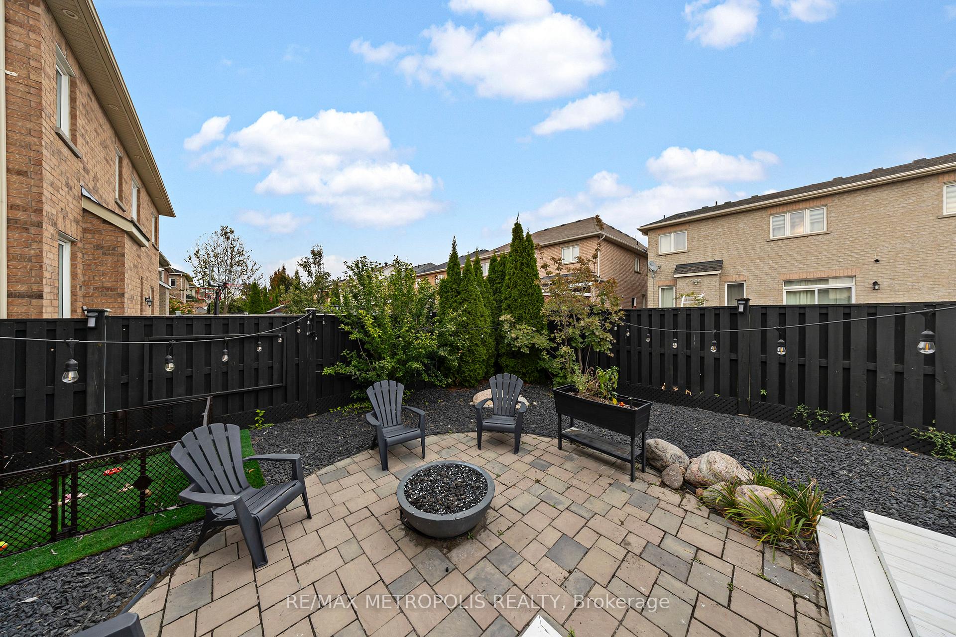 Photo 22 of 37 Geddington Crescent, Markham, Box Grove — HOMEH