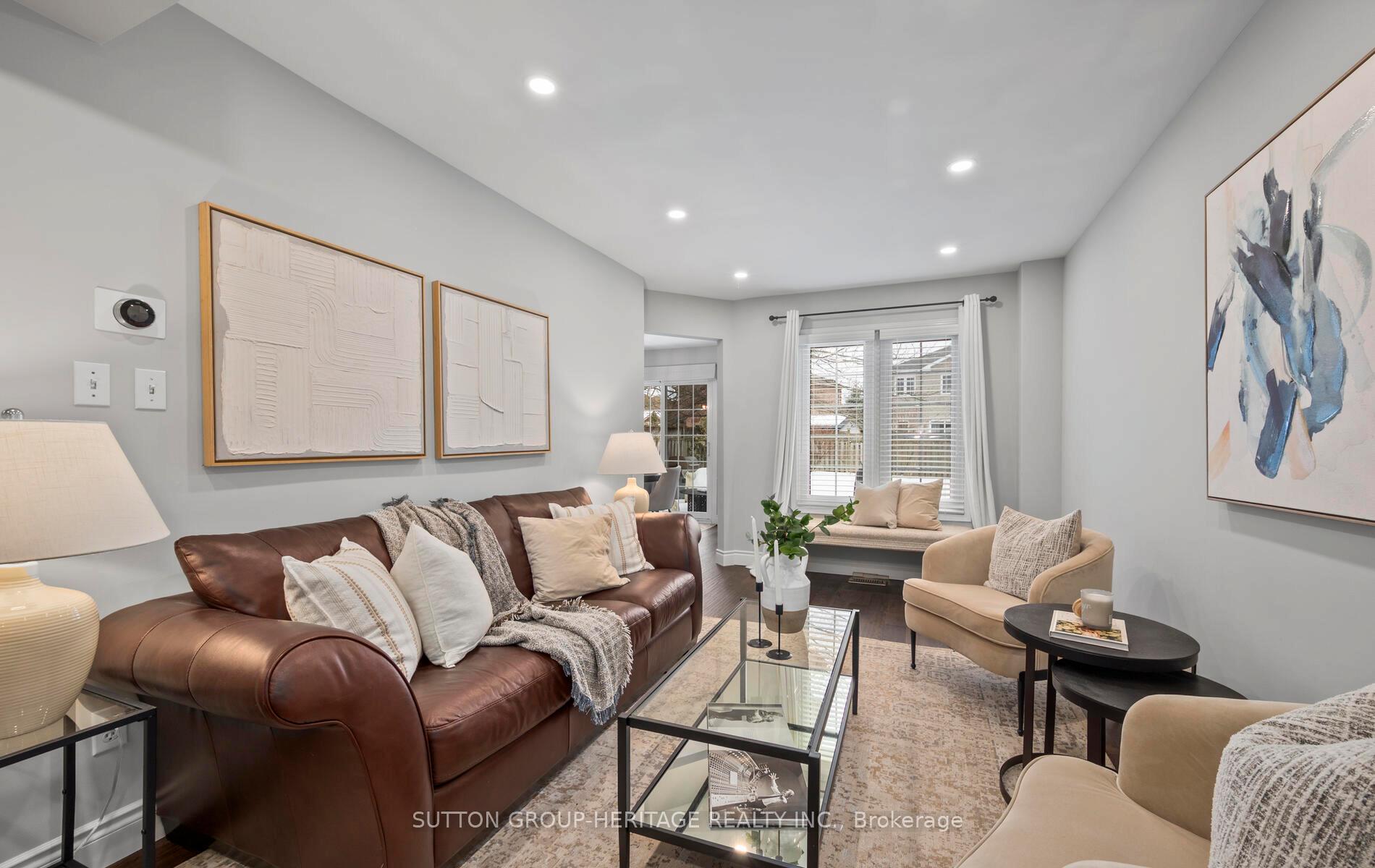 Photo 14 of 26 Glenmore Drive, Whitby, Downtown Whitby — HOMEH