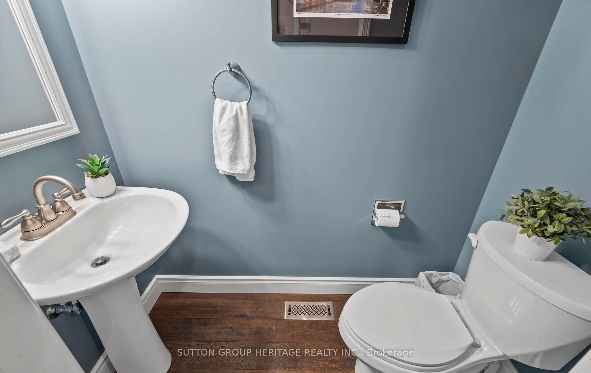 Photo 7 of 26 Glenmore Drive, Whitby, Downtown Whitby — HOMEH