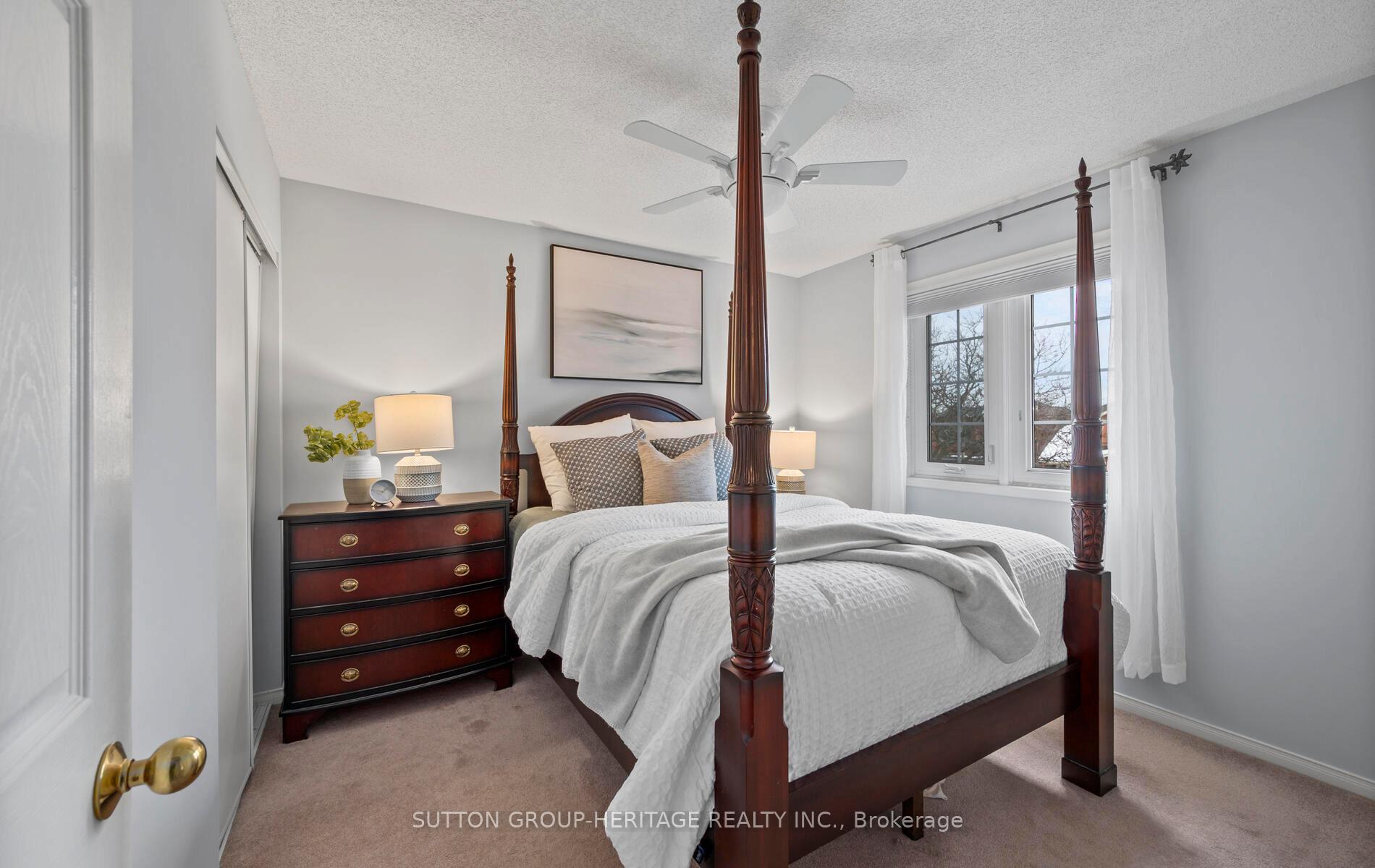 Photo 16 of 26 Glenmore Drive, Whitby, Downtown Whitby — HOMEH